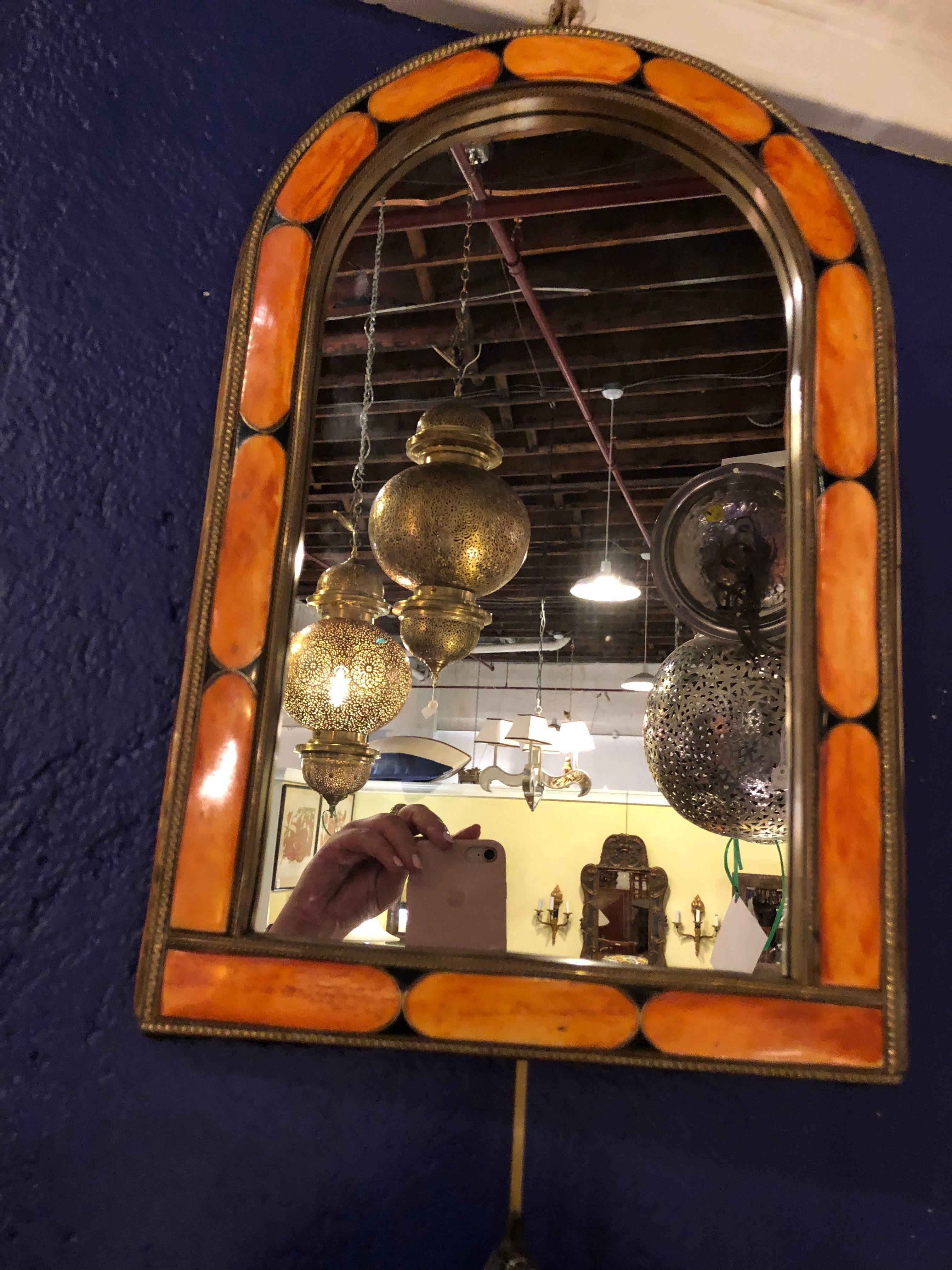 Fin du 20e siècle Miroir mural marocain encadré en os de chameau Art déco in Style