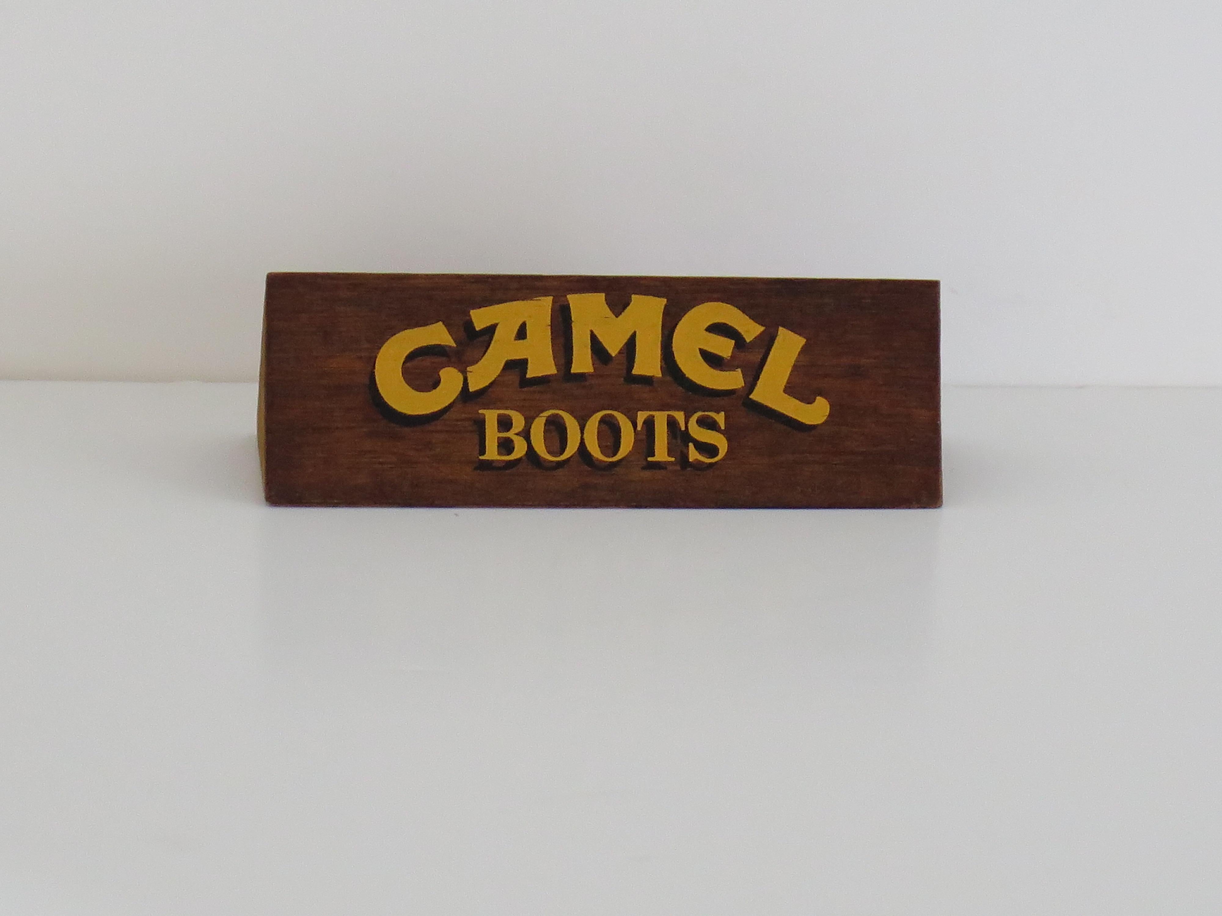 Camel Boots Shop- oder Ladenschild aus Hartholz, ca. 1960er Jahre (amerikanisch) im Angebot