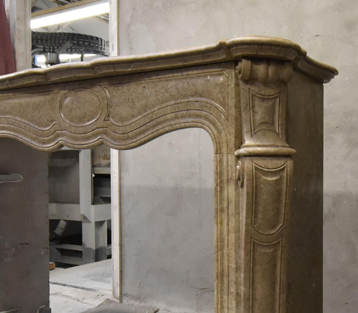 Marble Camel/brown marble Pompadour fireplace mantel 19th Century For Sale