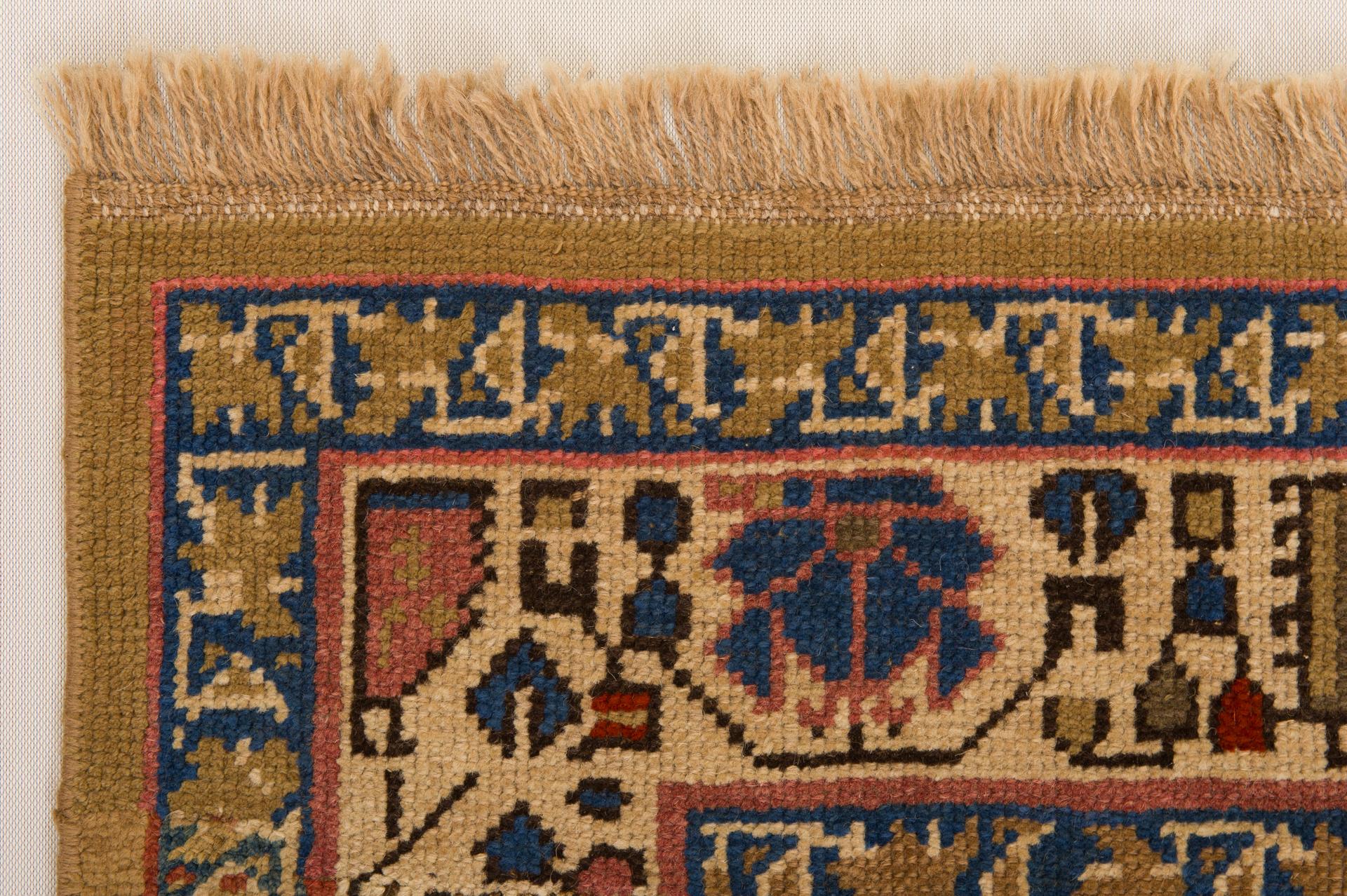 Camel Carpet from Azerbaijan In Excellent Condition For Sale In Alessandria, Piemonte