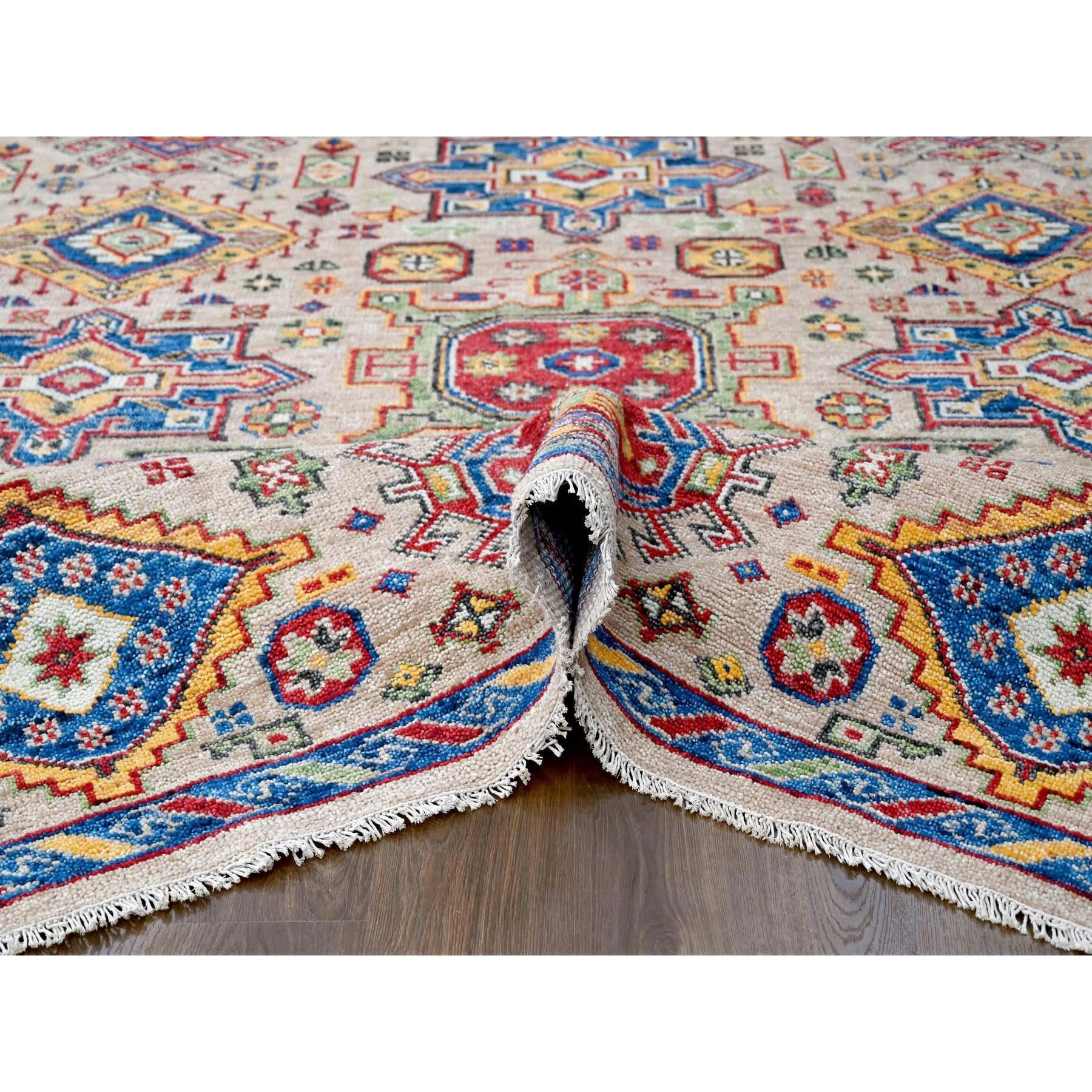 Handgeknüpfter orientalischer Teppich aus reiner Wolle in Kamelfarbe 9'10