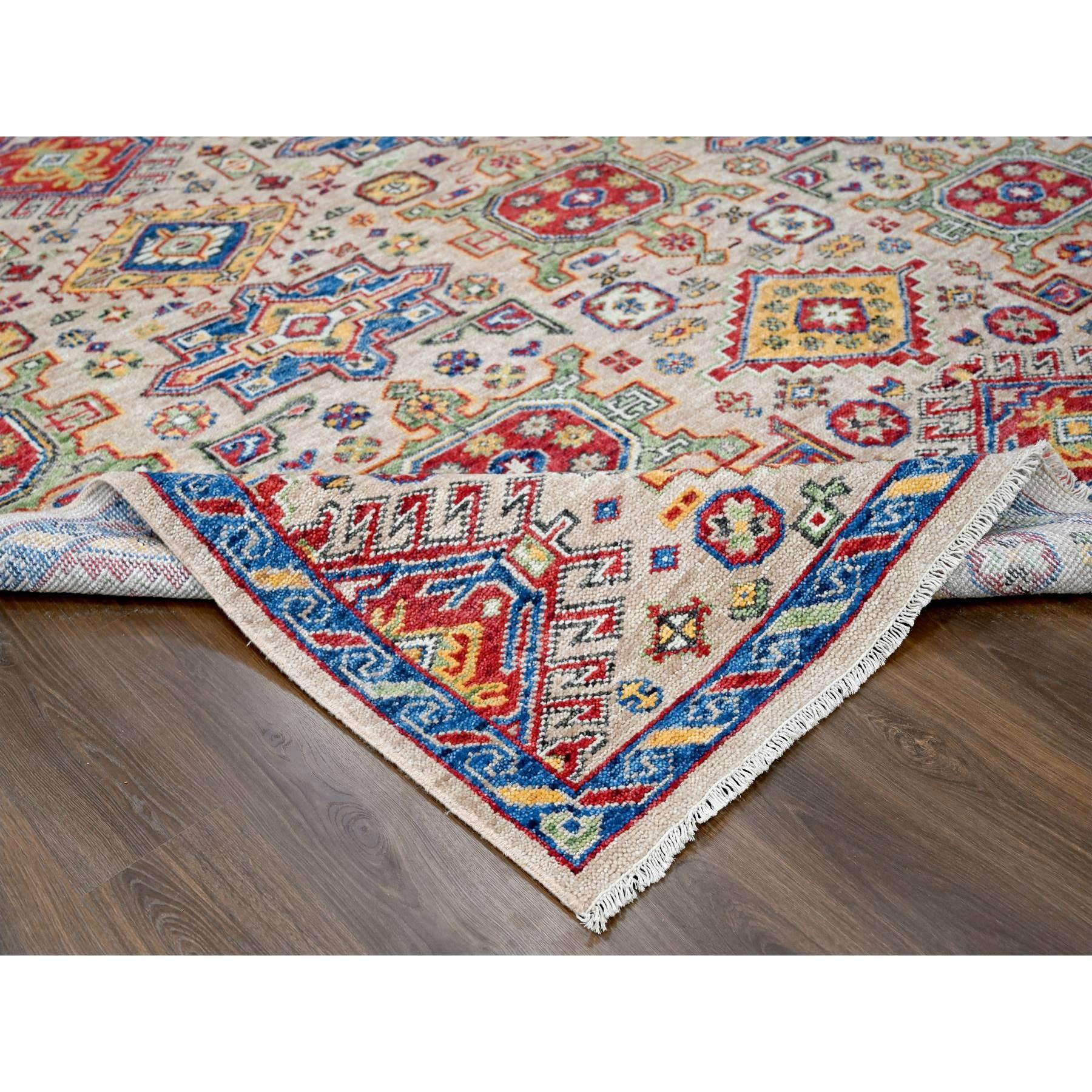 Handgeknüpfter orientalischer Teppich aus reiner Wolle in Kamelfarbe 9'10