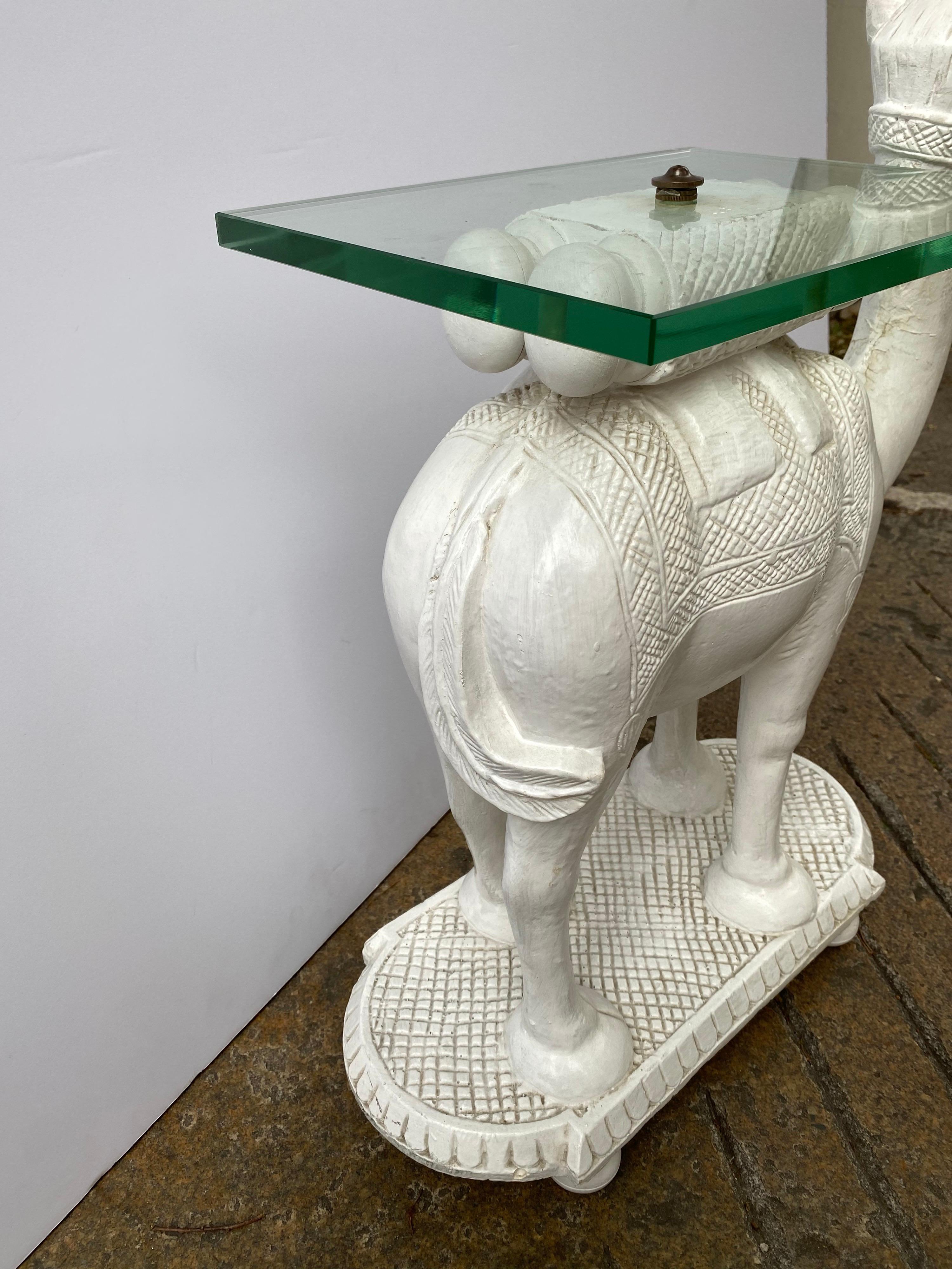 Camel Drink Table/ Side Table In Good Condition In Philadelphia, PA
