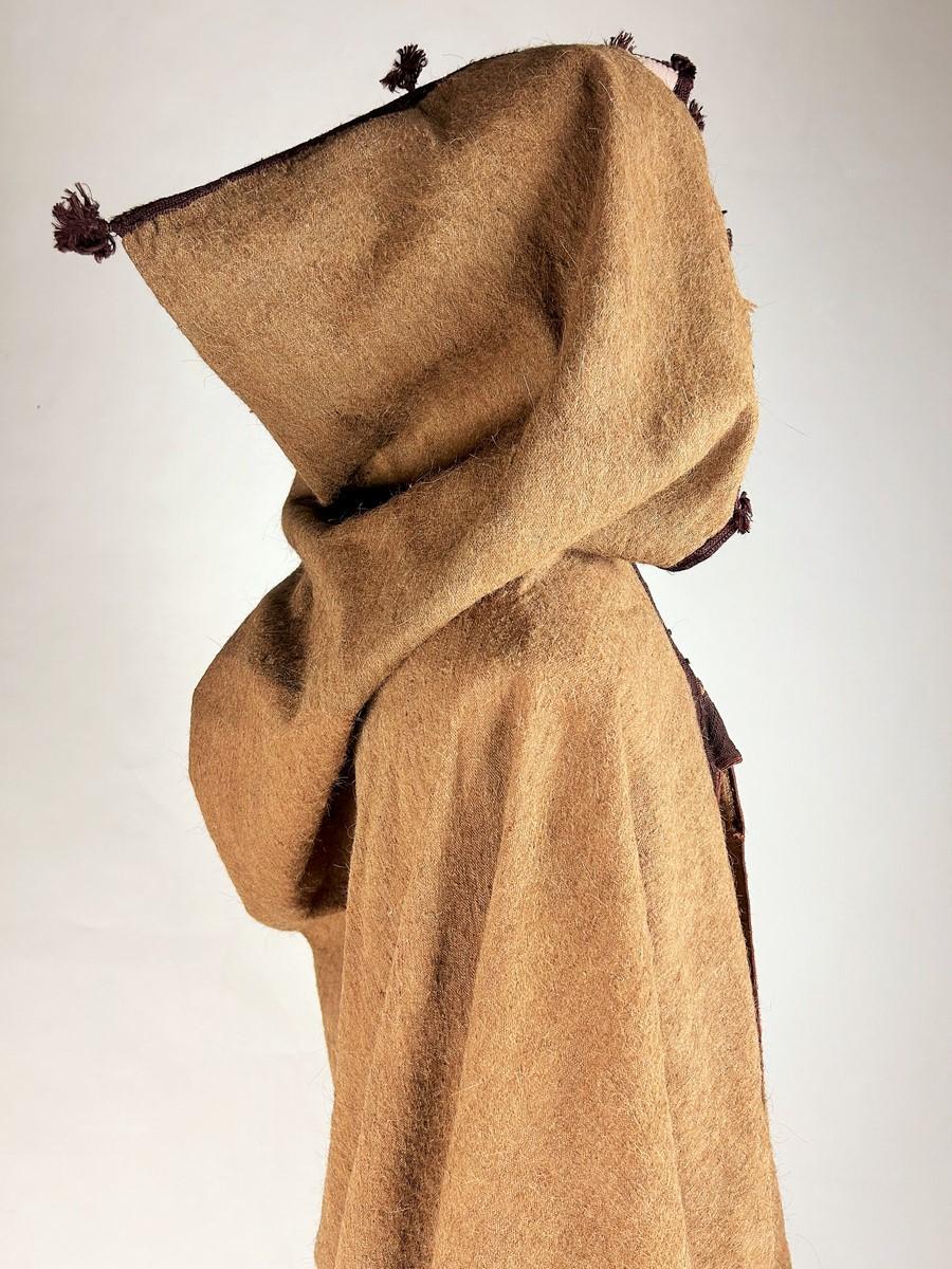 Camel-haired Berber Burnous - North Africa Circa 1900-1920 For Sale 7