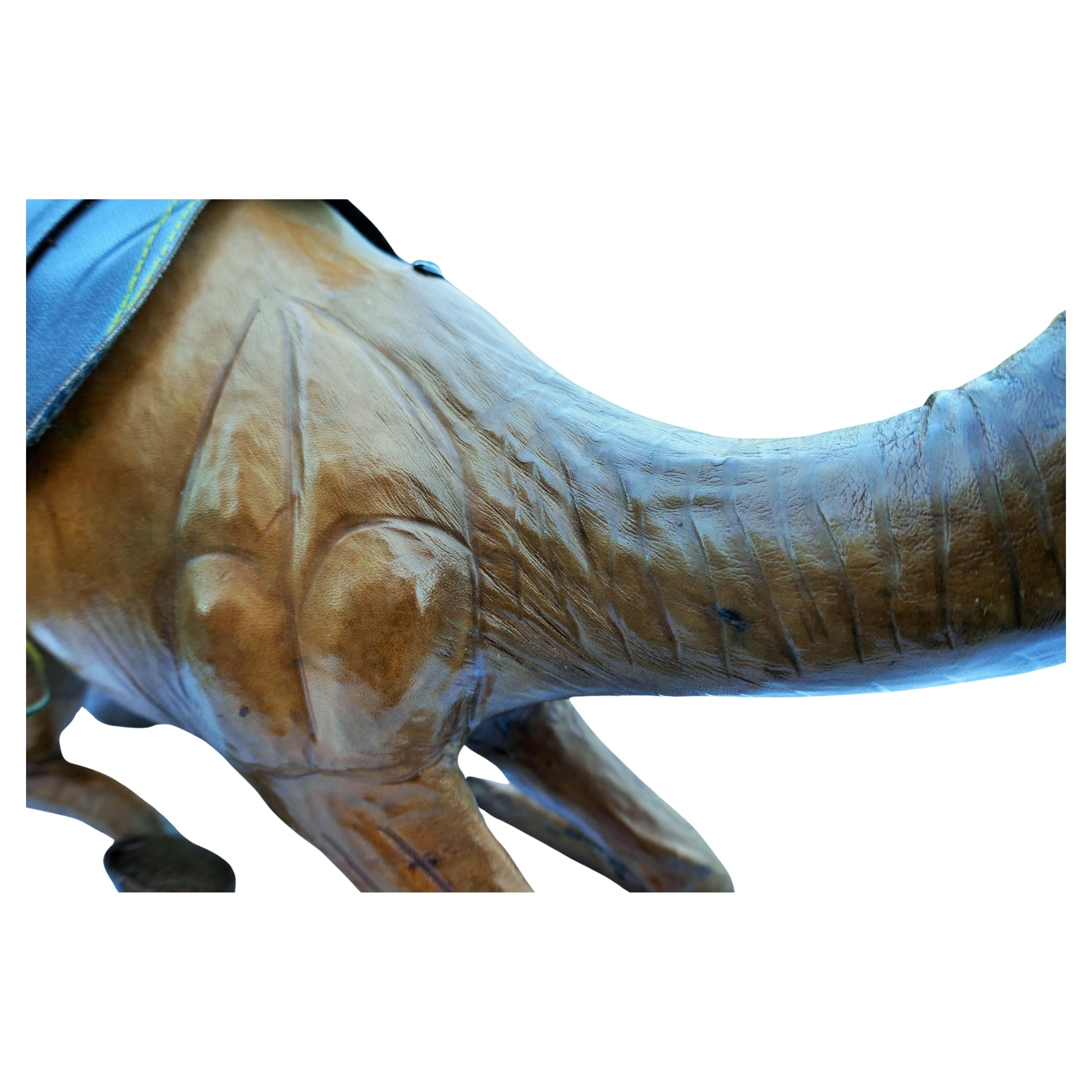 Camel sculpture attributed to Liberty London in vendita 5