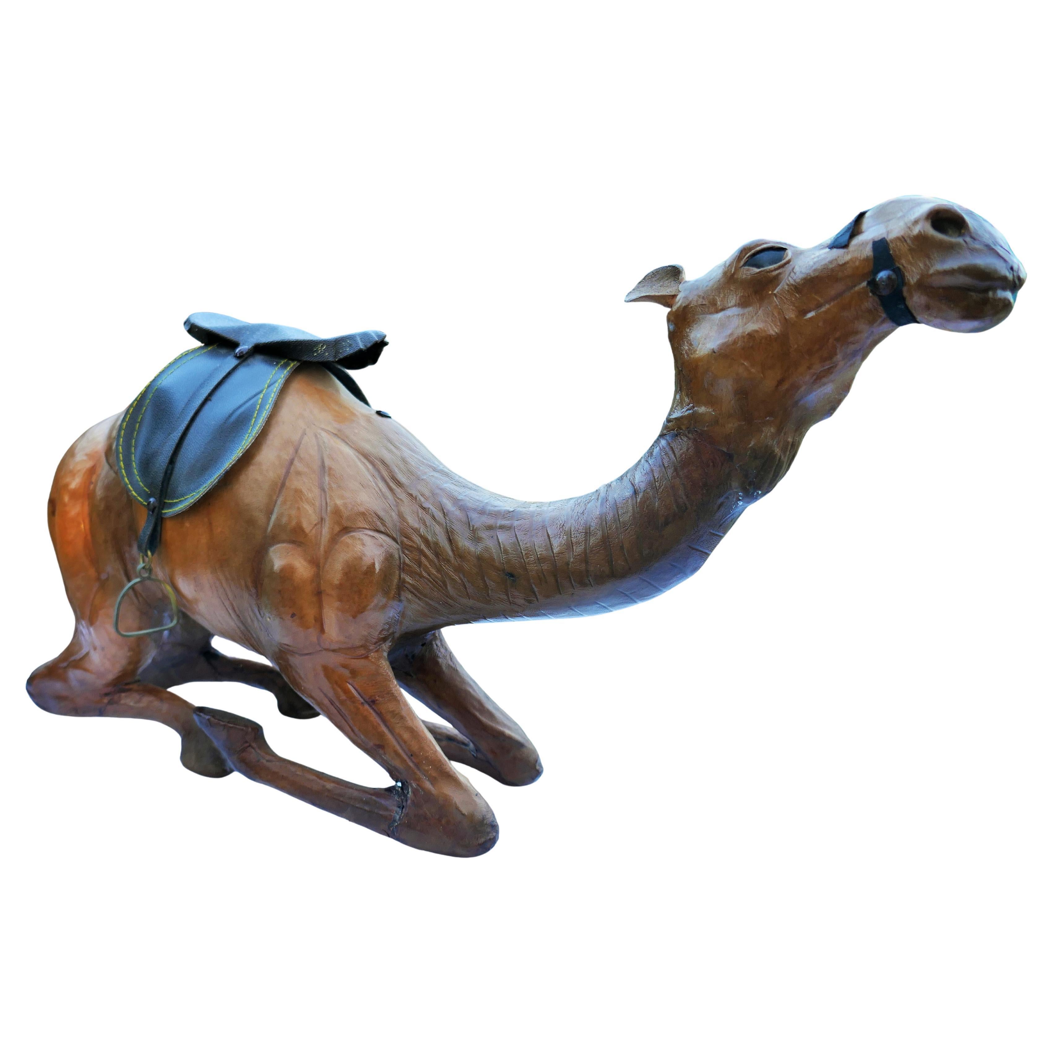 Camel sculpture attributed to Liberty London In condizioni buone in vendita a Lugo, IT