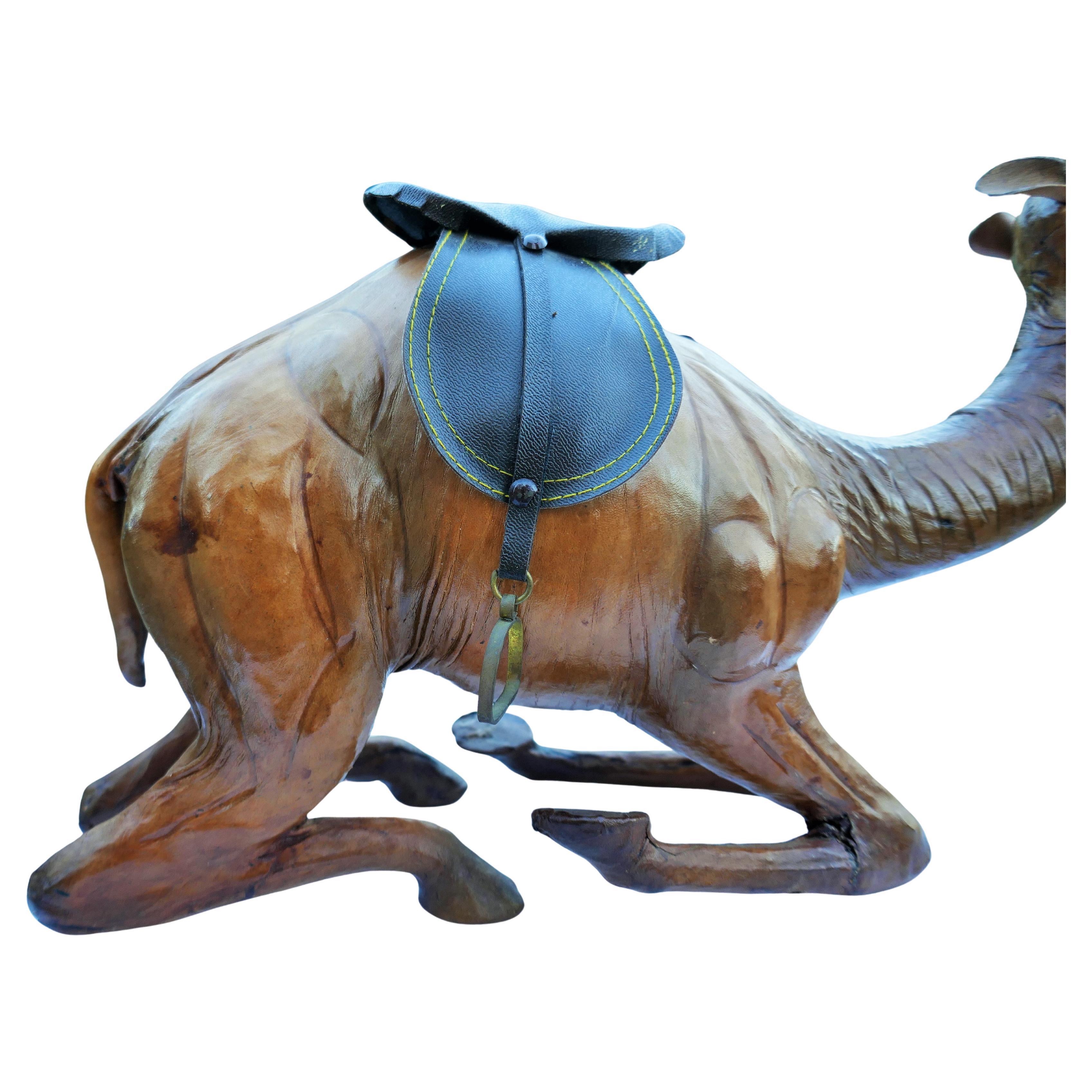 Mid-20th Century Camel sculpture attributed to Liberty London in vendita