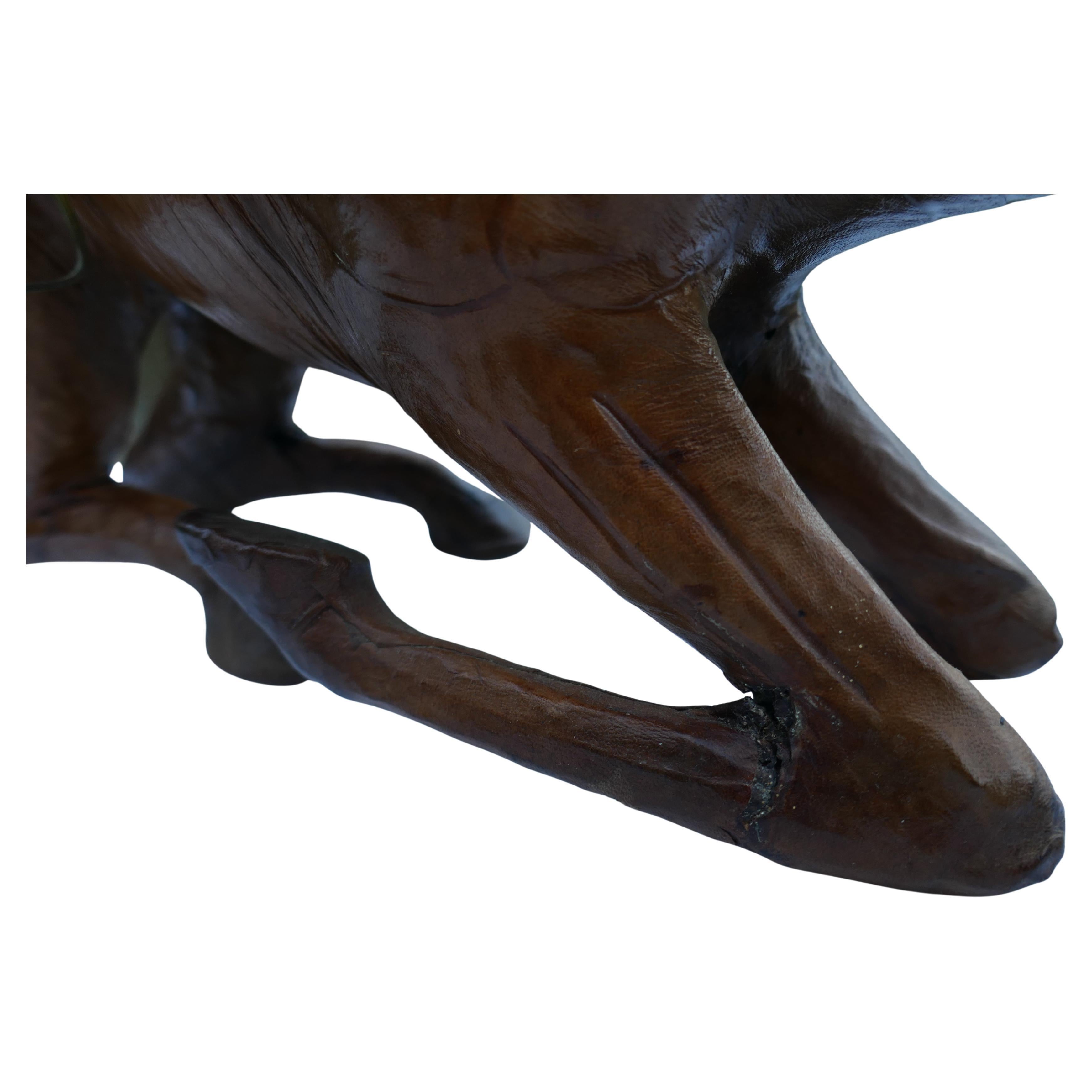 Camel sculpture attributed to Liberty London in vendita 2