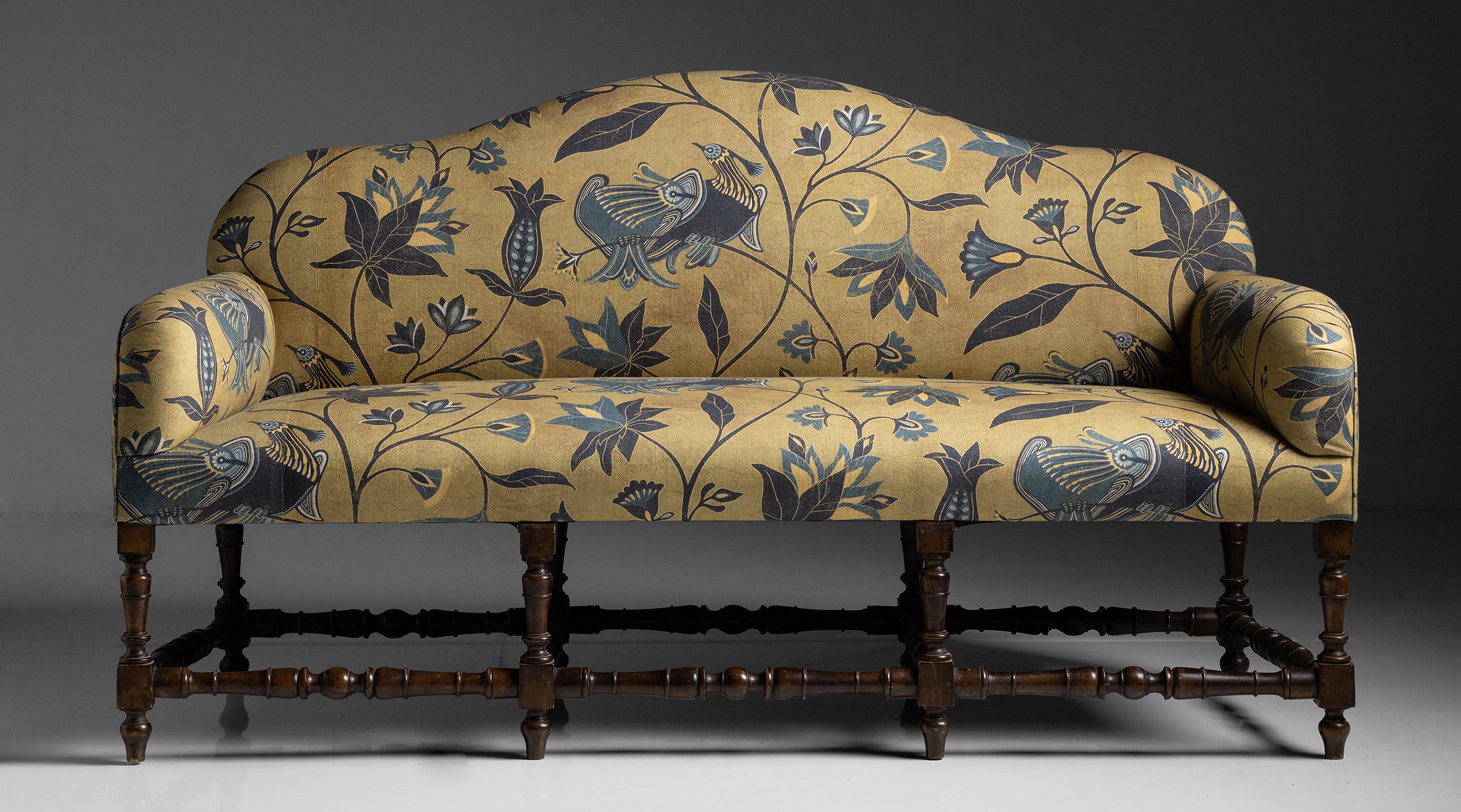 19th Century Camelback Sofa in Linen Floral Print by James Malone, Italy, Circa 1860