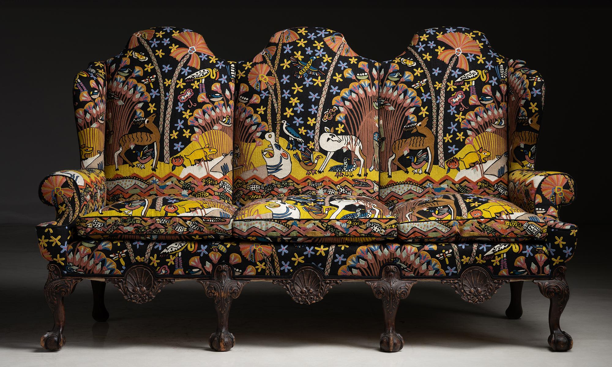 English Camelback Sofa in Pierre Frey Embroidered Linen, England circa 1900 For Sale