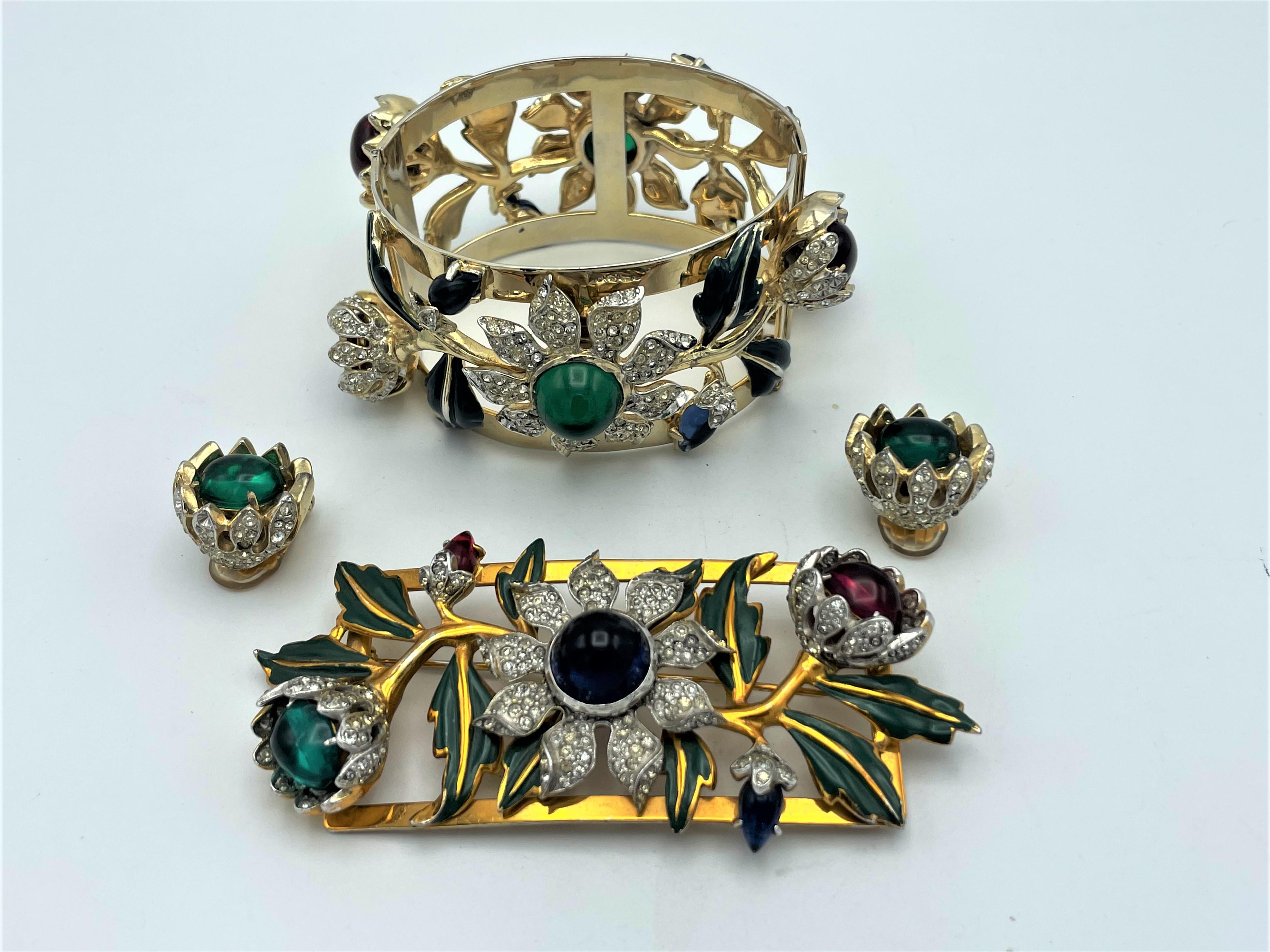 Camelia COROCRAFT set, bangle, brooch and clip-on earring, designed 1939  USA For Sale 8