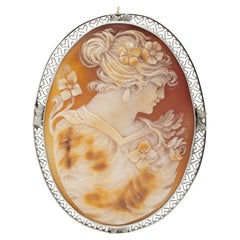 Vintage Cameo Broach in 14k White Gold with an Intricate Design