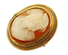 Cameo Brooch, 18 Karat Yellow Gold