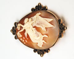 Cameo Brooch Gold 585 Shell Winged Nymph Cherub of Marriage Vienna, circa 1870