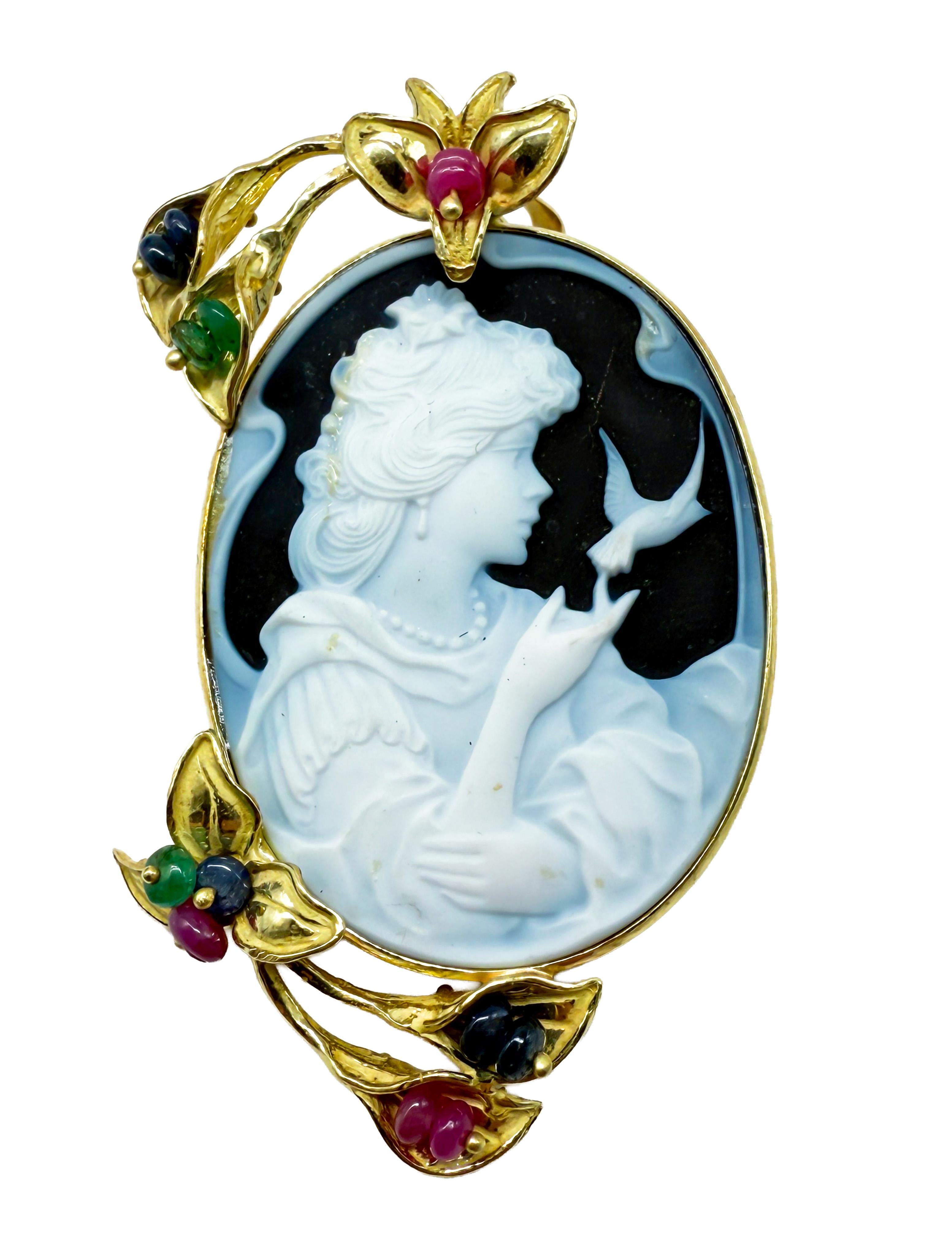 Kamee-Brosche mit Onyx, 18k Gelbgold, mit Saphir, Rubin und Smaragd (Moderne) im Angebot