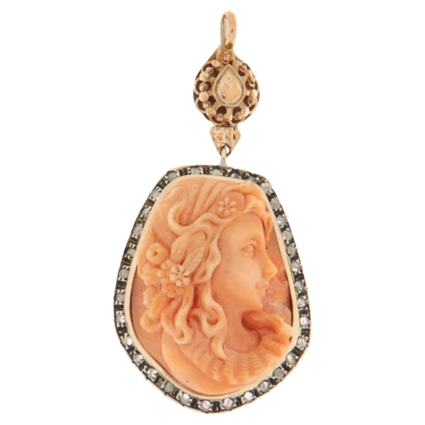 Cameo Coral Diamonds 14 Karat Yellow Gold Pendant Necklace