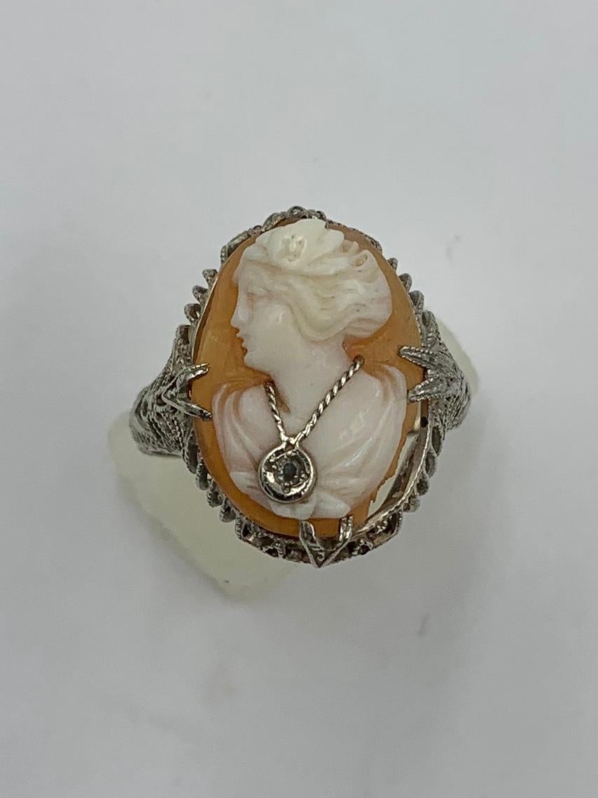Round Cut Cameo Diamond Ring 14 Karat White Gold Habille Filigree Antique Belle Époque