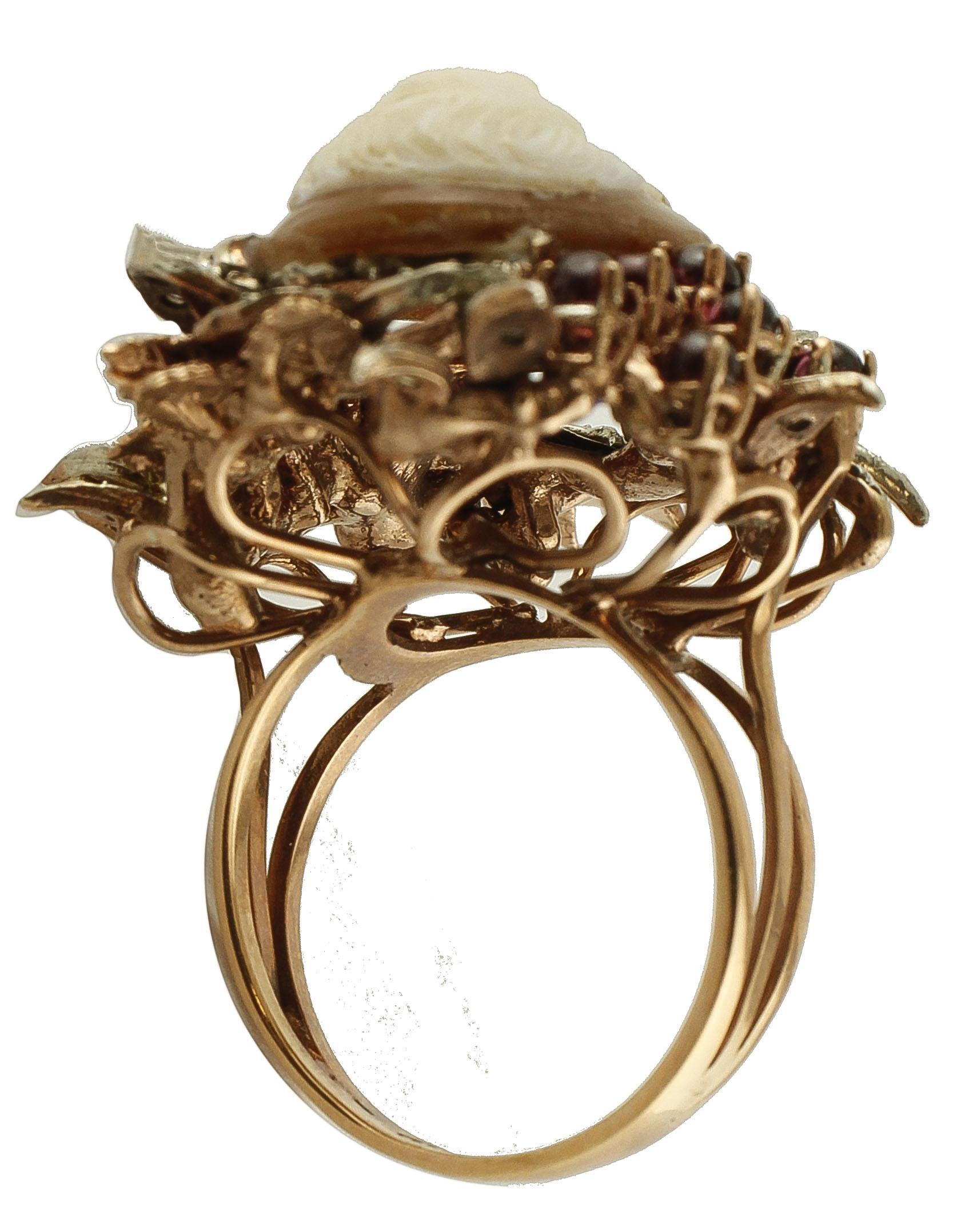 Ring aus 9 Karat Roségold und Silber mit Kamee, Diamanten, Granaten (Rosenschliff) im Angebot