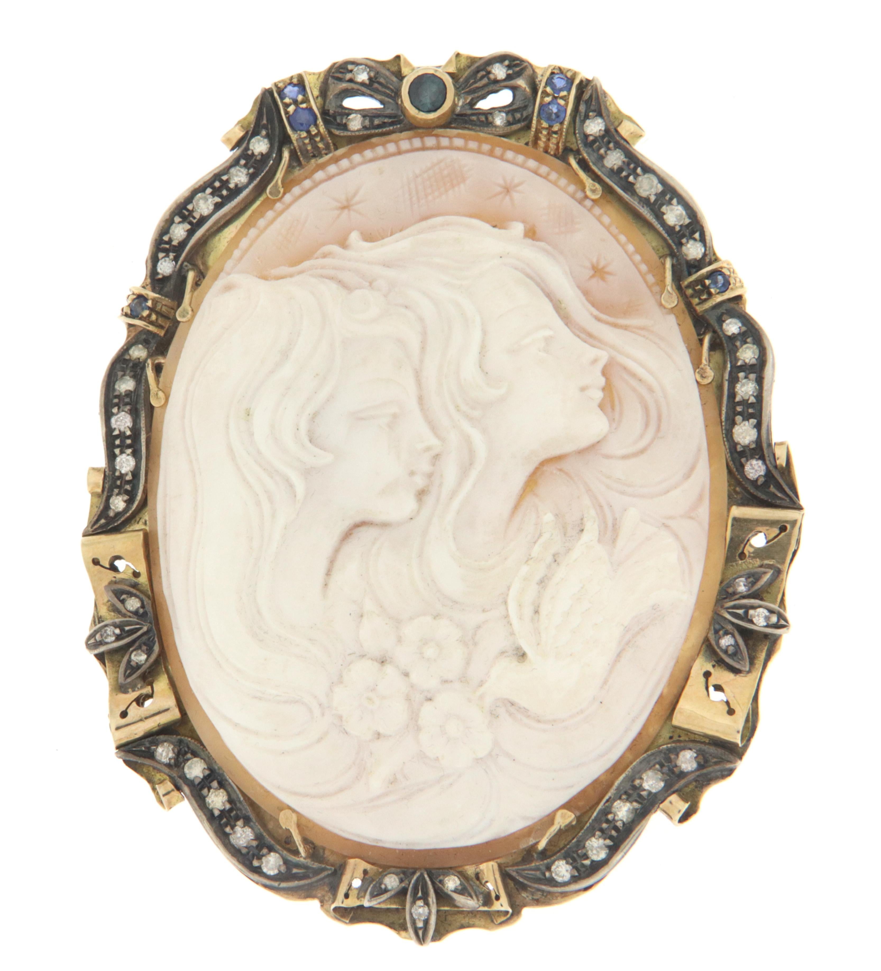 Cameo Diamonds Sapphires 9 Karat Yellow Gold Brooch In New Condition For Sale In Marcianise, IT
