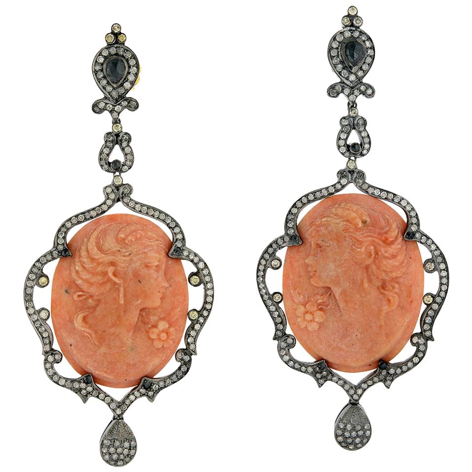 Cameo Earring with Diamonds in Silver and Gold For Sale