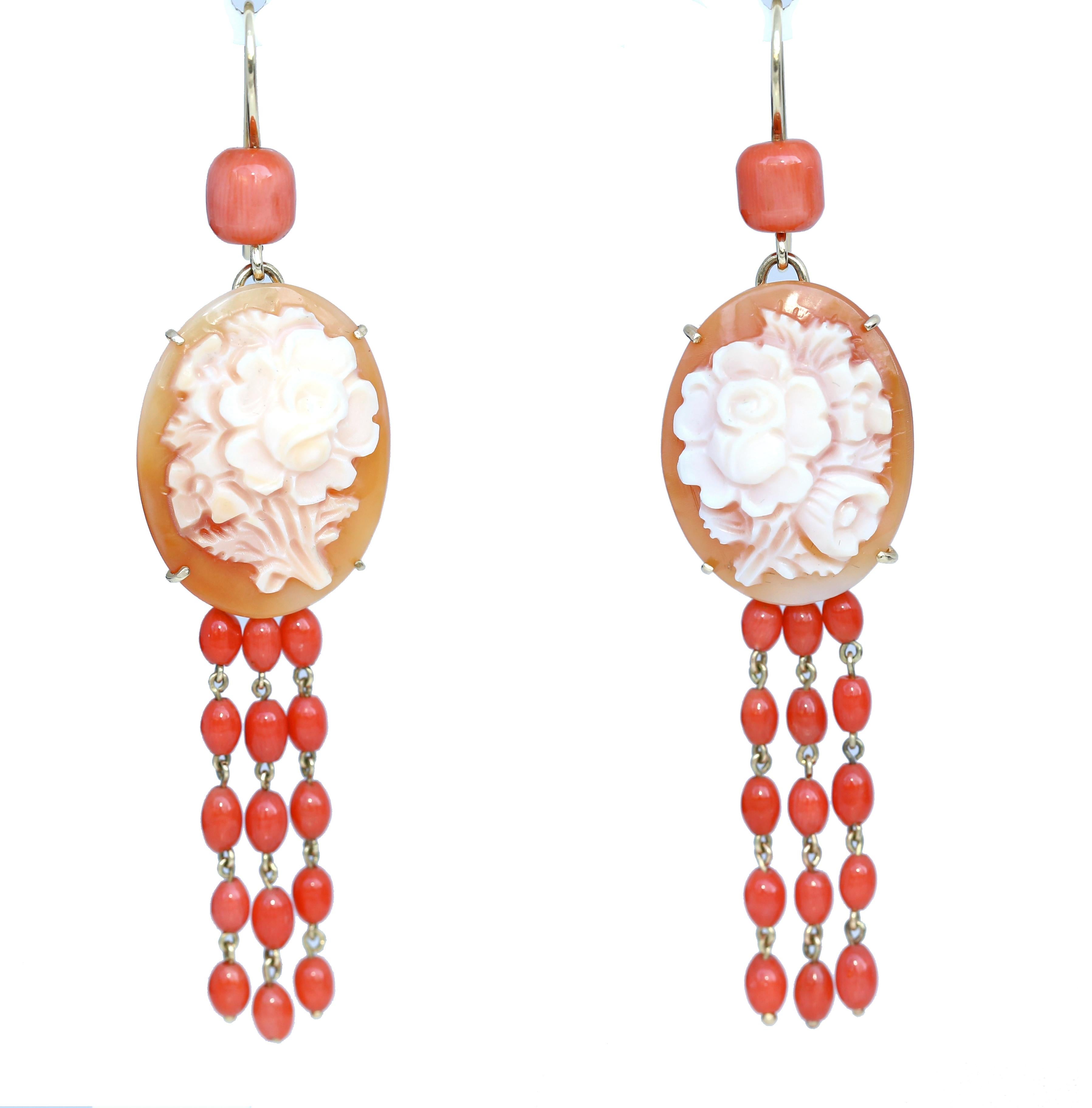 Cameo Earrings Carved Pink Flowers, 1930 For Sale 4