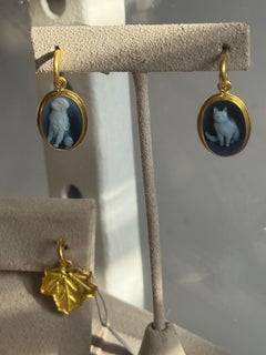 Cameo earrings in 22Karat gold