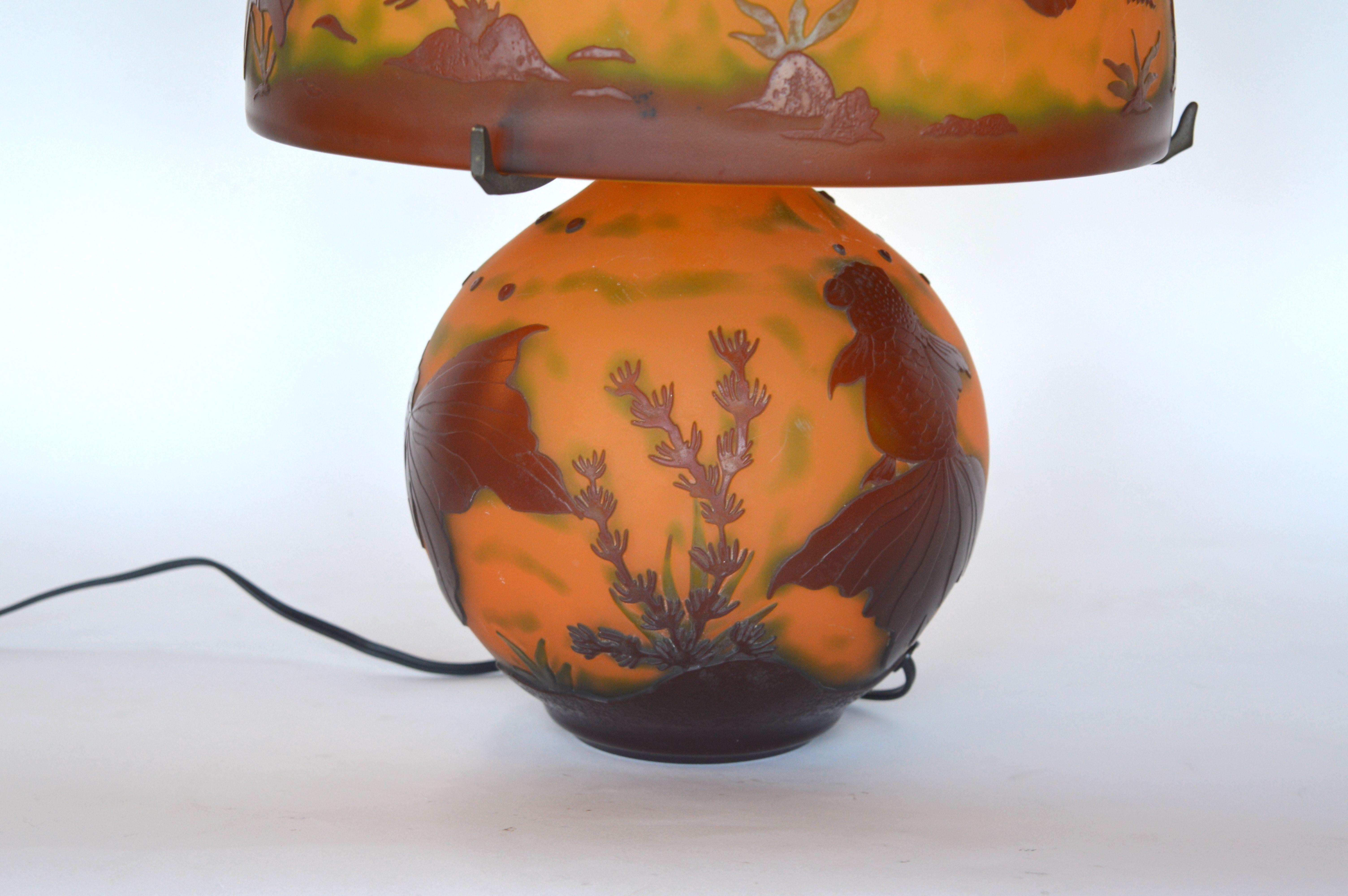 Cameo Glass Table Lamp Signed by Nien. France, C.1940s For Sale 1