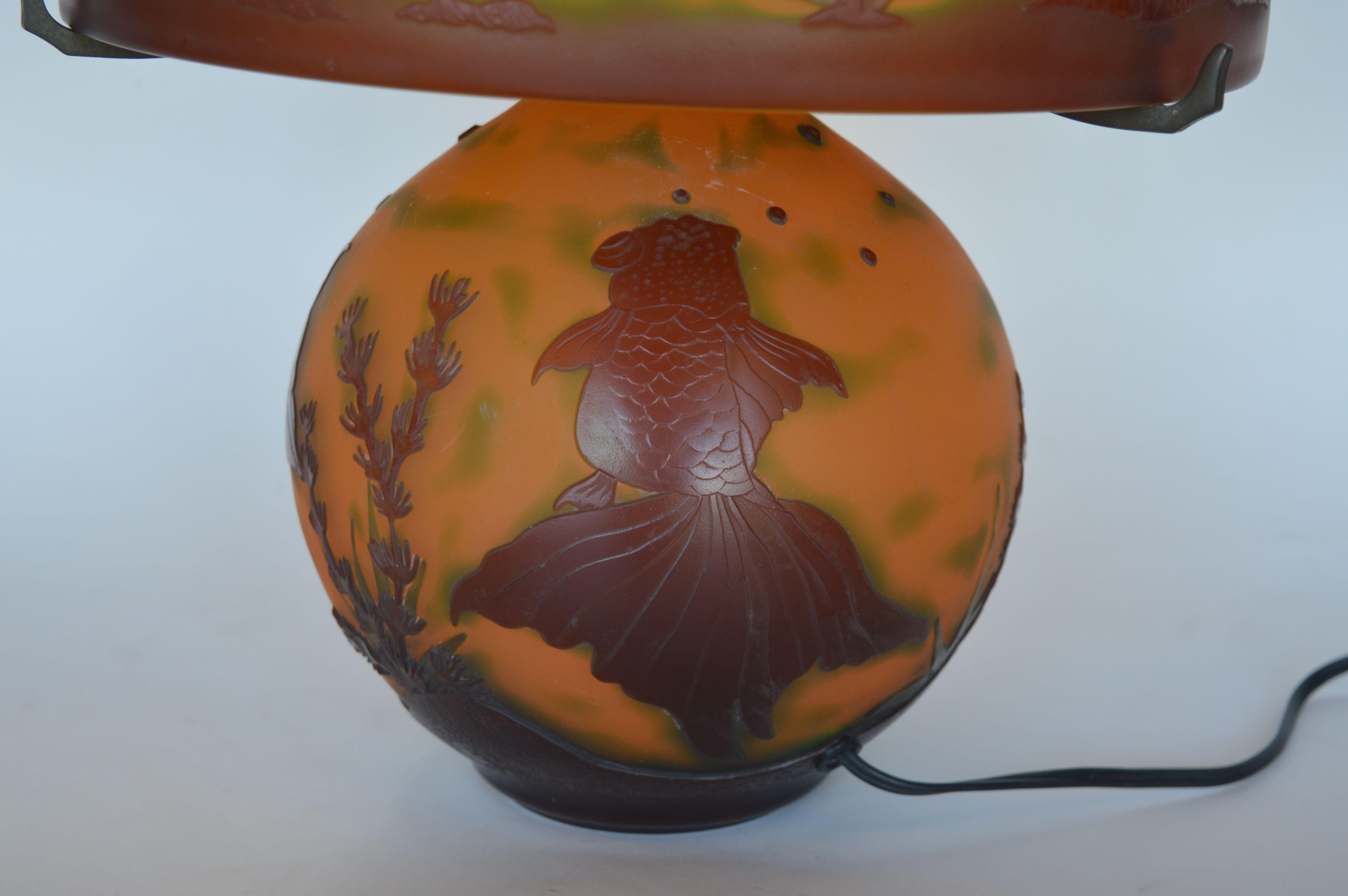 Cameo Glass Table Lamp Signed by Nien. France, C.1940s For Sale 2