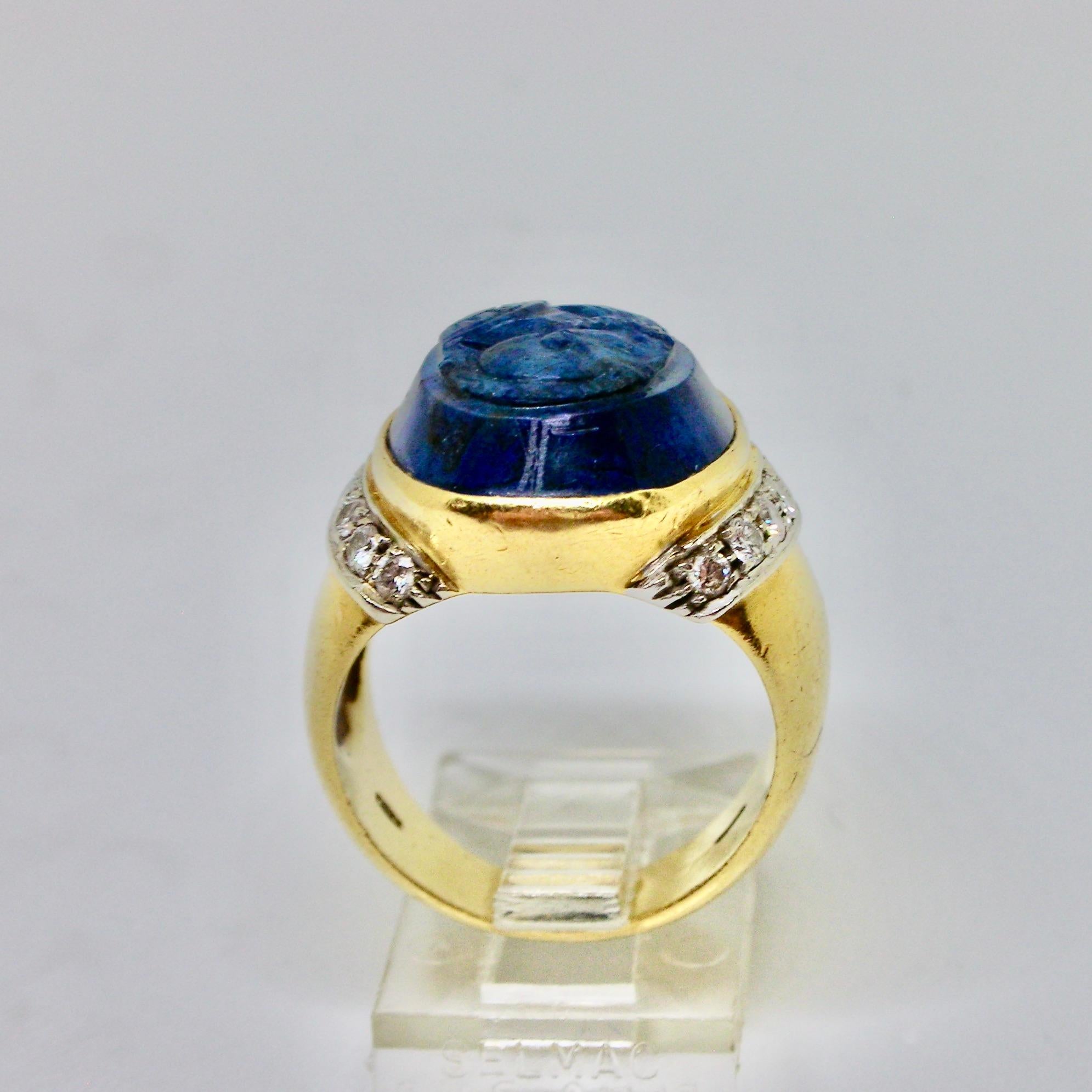 Cameo Gold Ring on Sodalite In Good Condition For Sale In Milano, MI