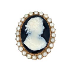 Cameo Hardstone Brooch Set with Natural Pearls