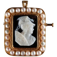 Cameo on Agate Featuring Perseus, 19th Century