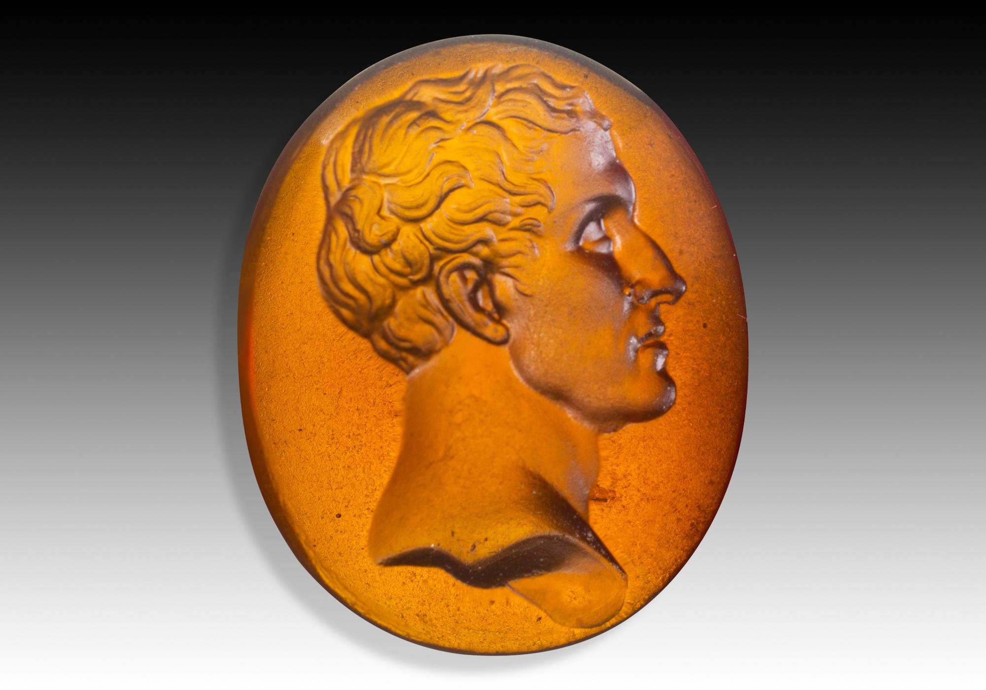 Neoclassical Revival Cameo or intaglio, male portrait. Glass. Possibly Italy, 19th century. For Sale