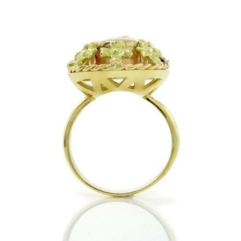 Cameo Ring in 18k Yellow Gold In New Condition For Sale In Houston, TX