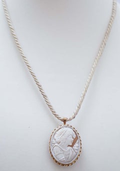 Cameo, Rose Gold Brooch / Pendant.