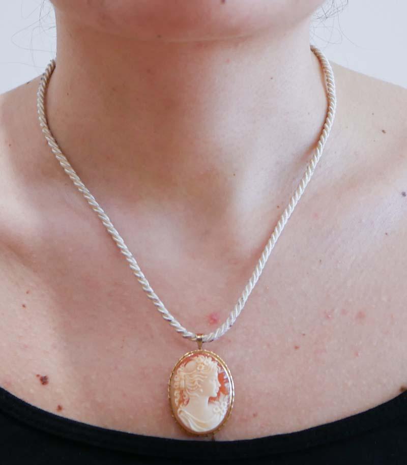 Cameo, Rose Gold Brooch / Pendant. For Sale 1