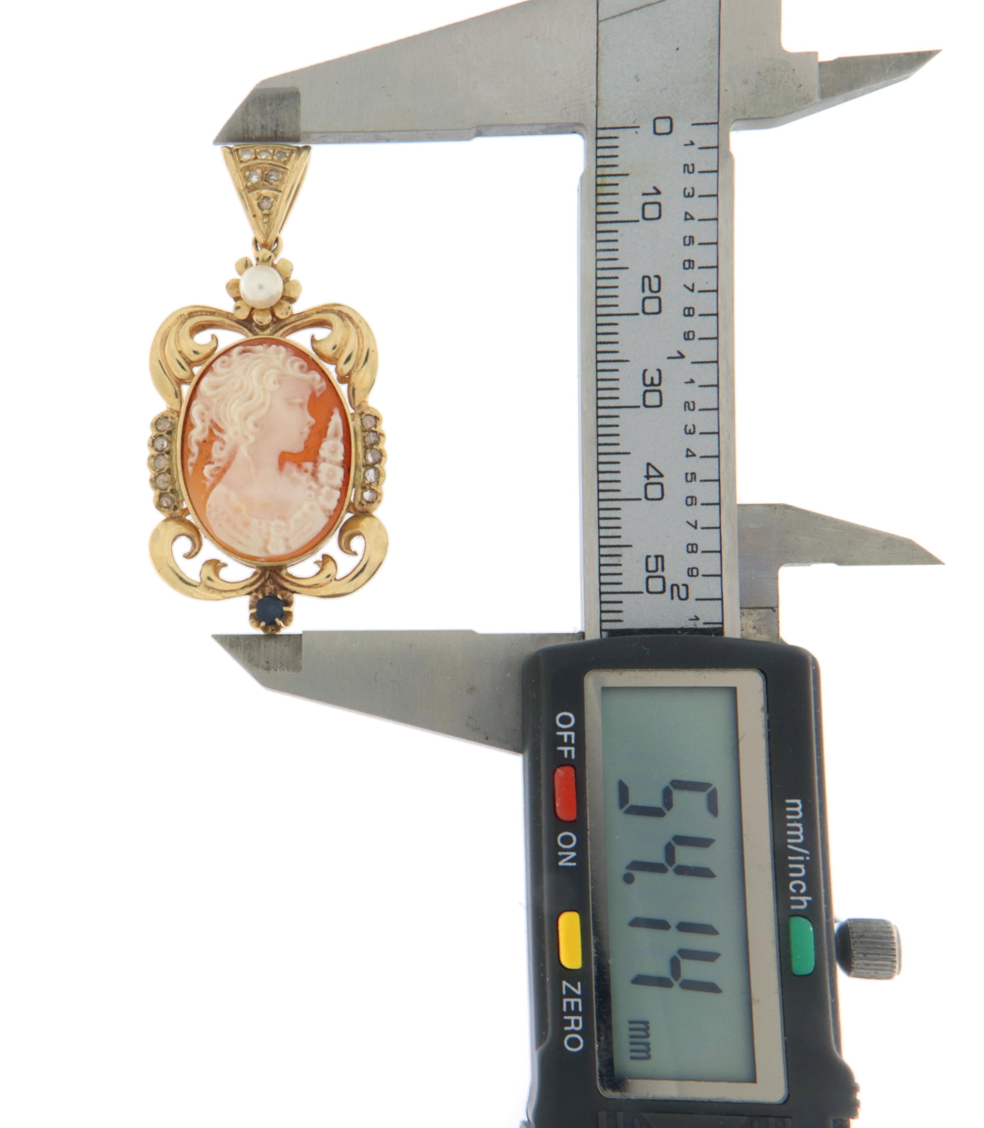 Cameo Sapphire Diamonds Pearl 12 Karat Yellow Gold Pendant Necklace In New Condition For Sale In Marcianise, IT
