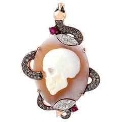 Vintage Cameo Skull Snake Diamond 18 Karat Gold Pendant Necklace