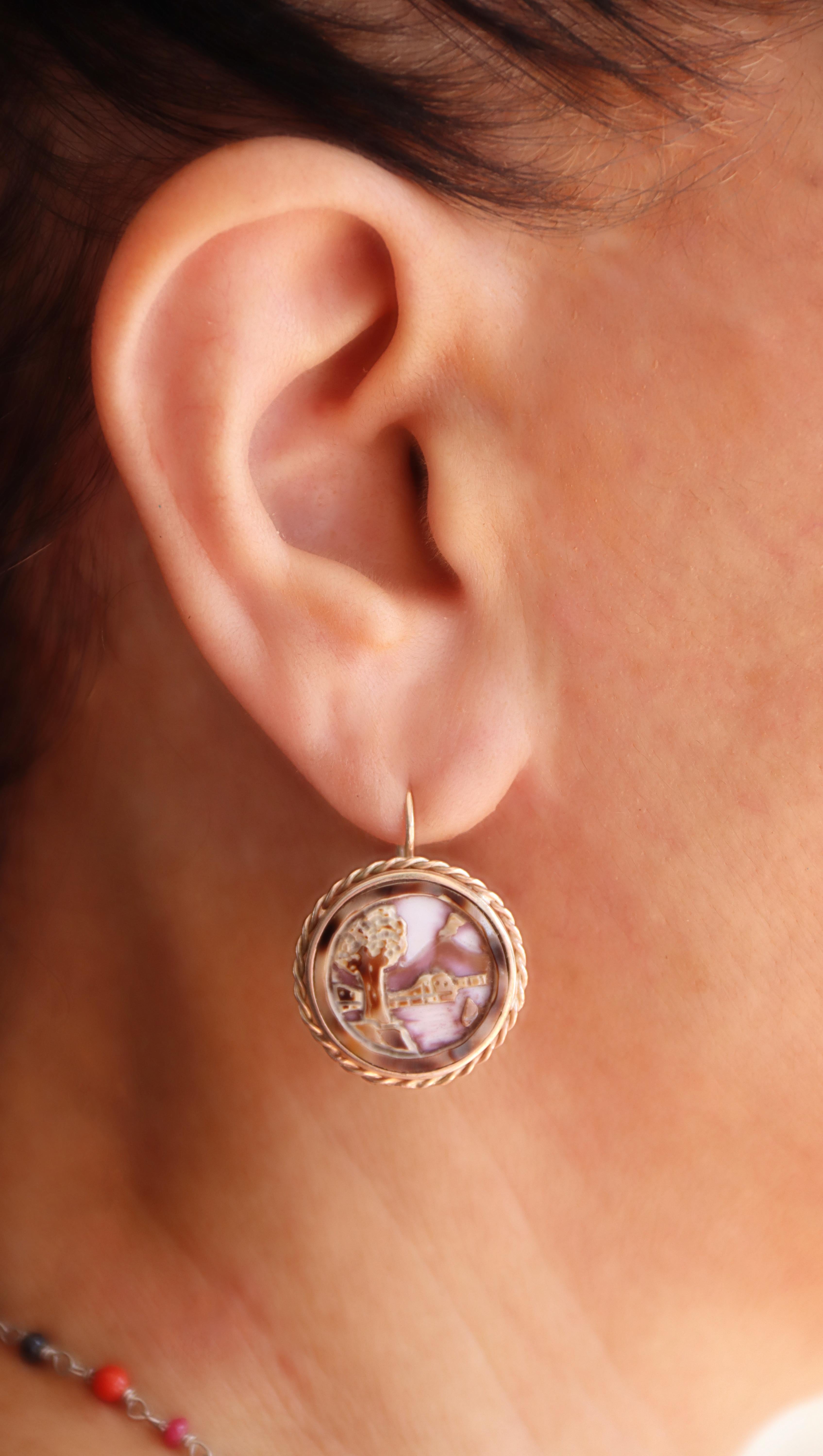 Orecchini a goccia Cameos 9 Karat in vendita 1