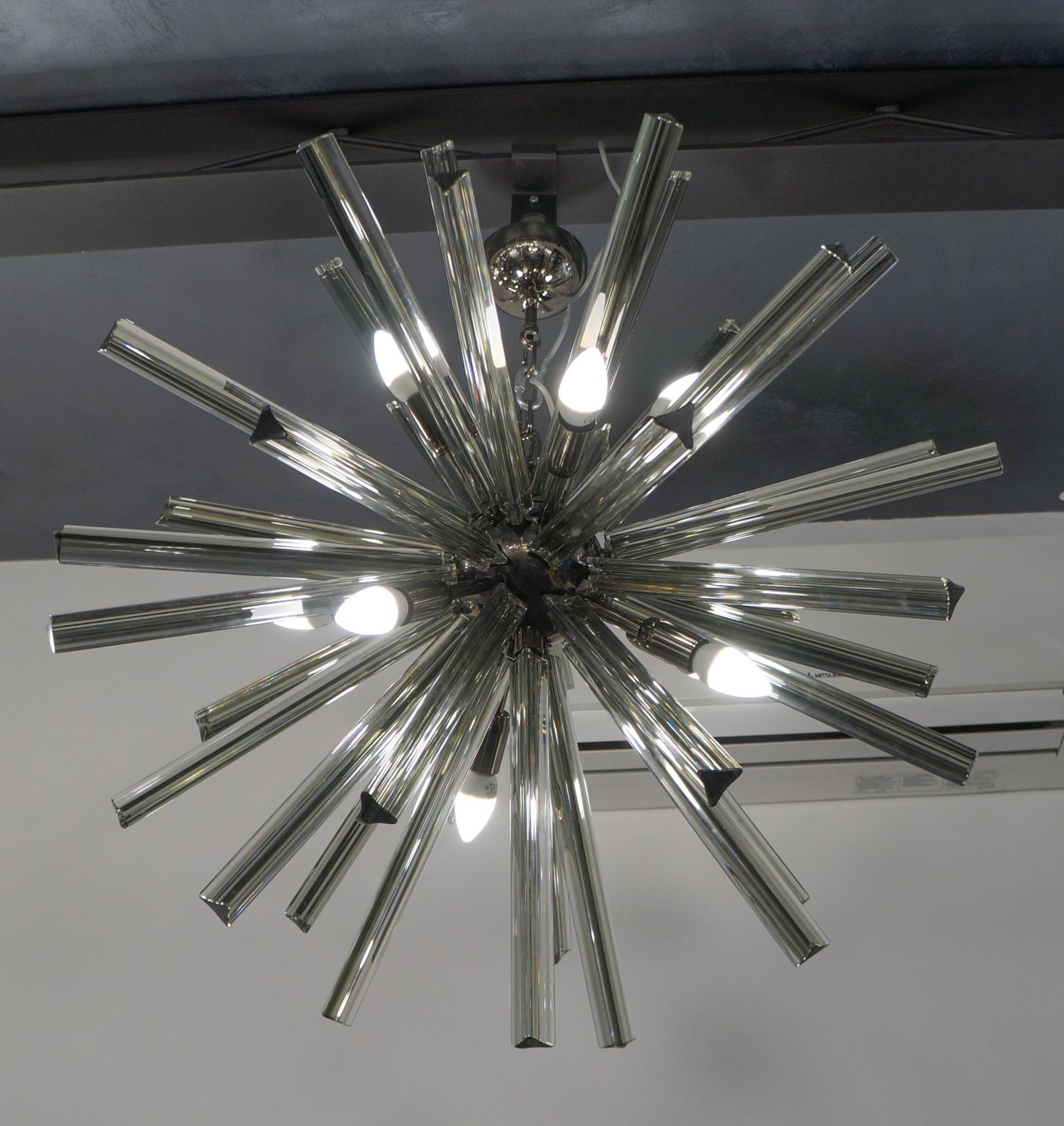 Camer Glass Mid-Century Modern Gray Triedri Murano Chandelier Sputnik, 1982 For Sale 2