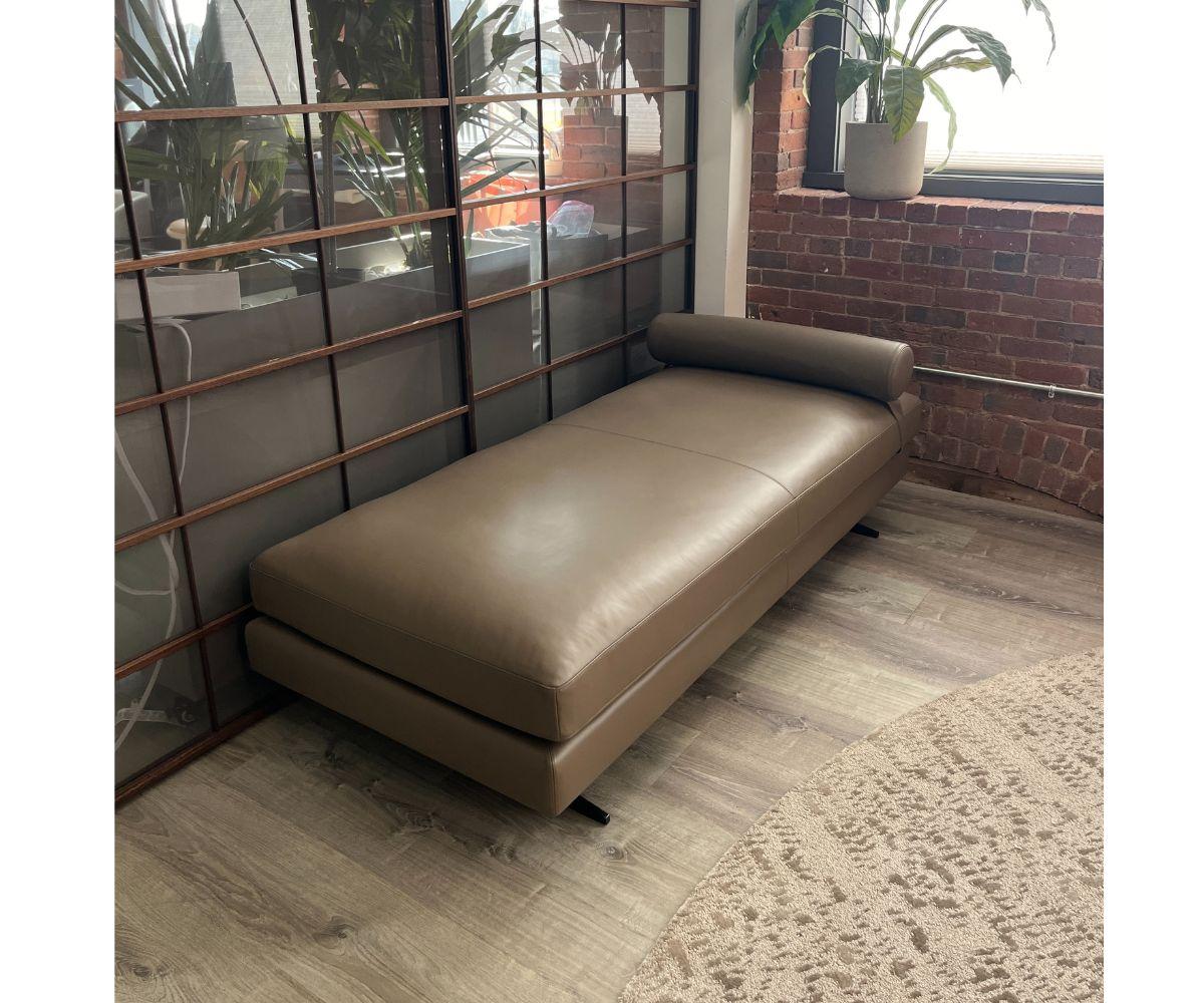 Camerich Wake Daybed di Camerich In condizioni buone in vendita a Boston, MA