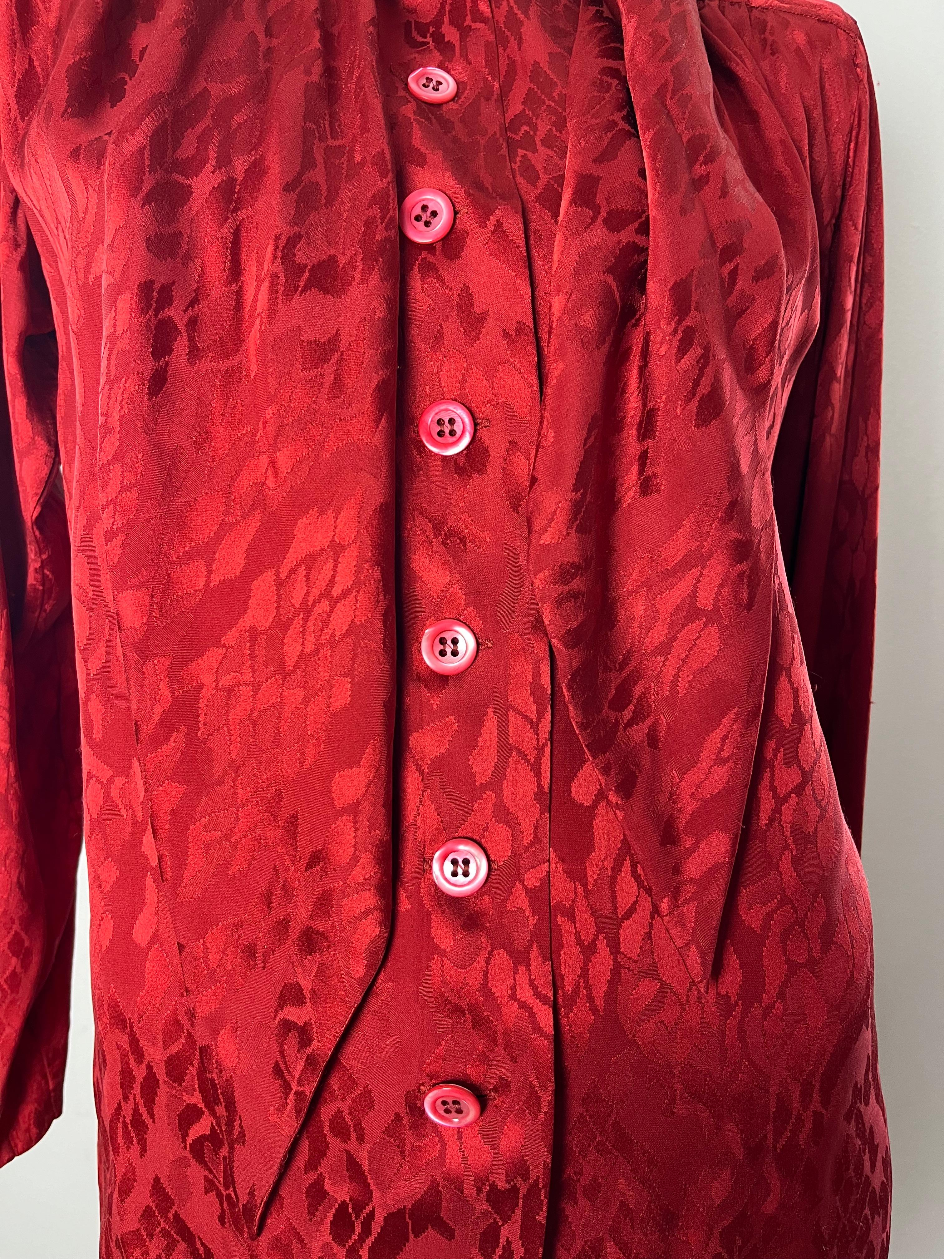 Women's Yves Saint Laurent women's silk shirt with patterned motif For Sale