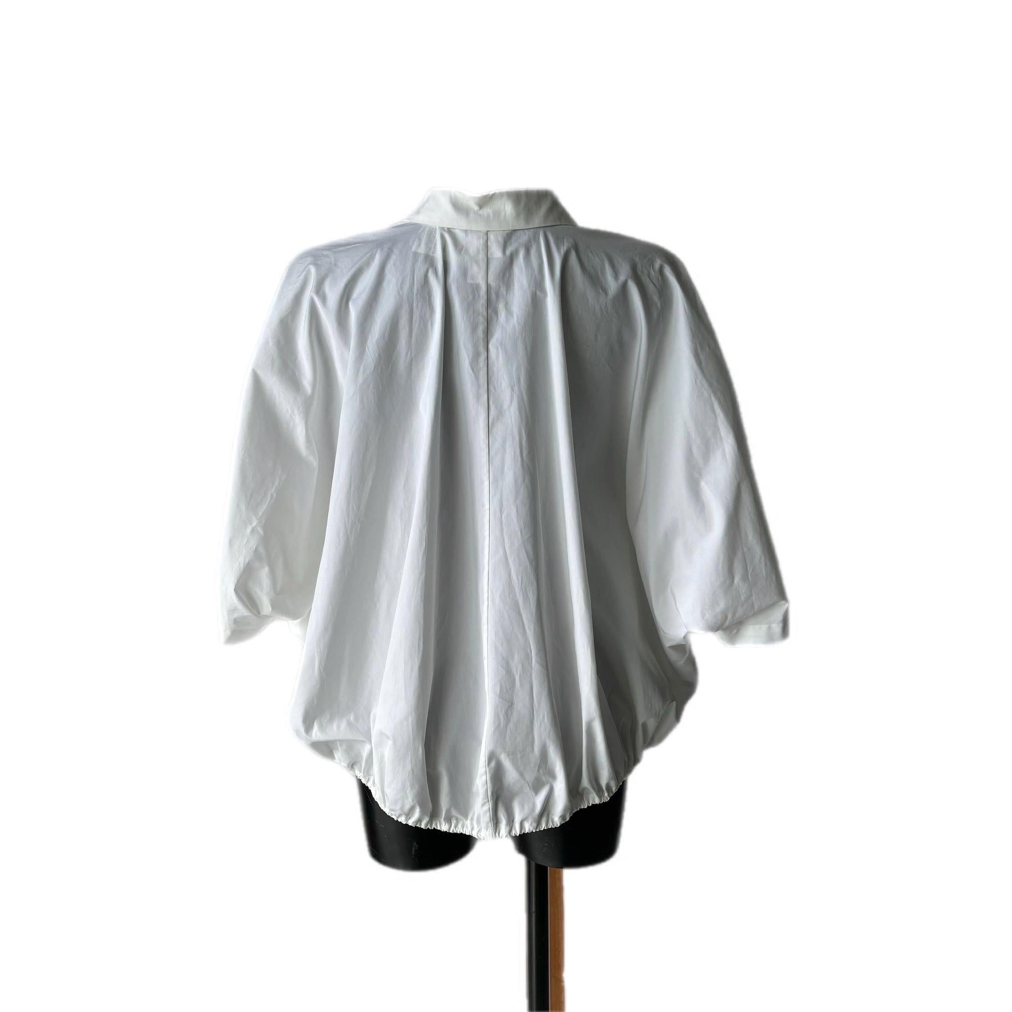 Max Mara sobre camisa en excelente estado Gray en venta