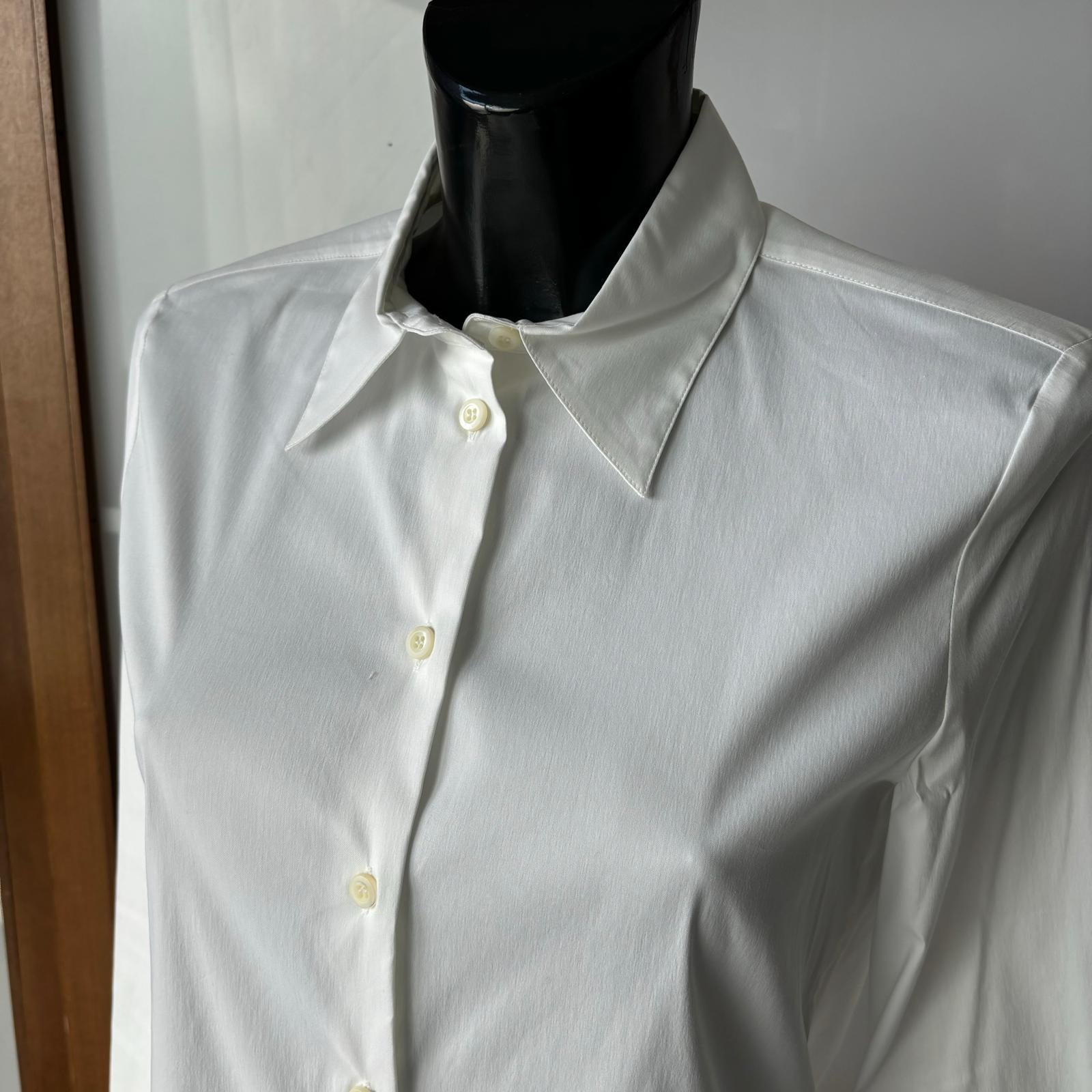 Camicia Prada nuova con cartellino In condizioni Nuovo in vendita a Basaluzzo, IT