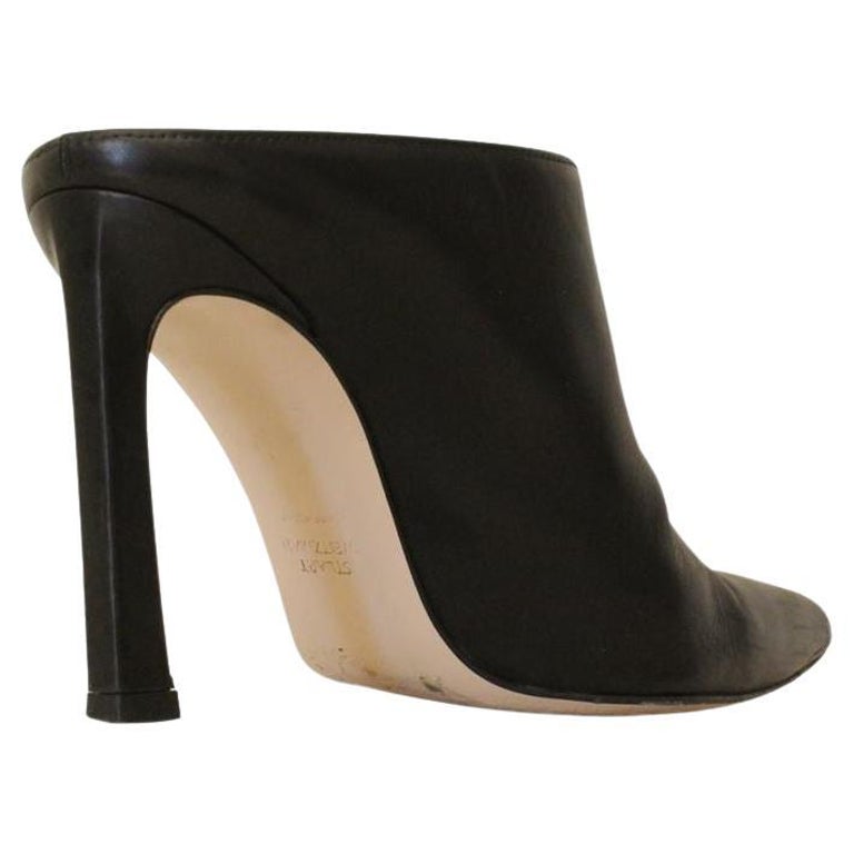 Stuart Weitzman Camila angle heel size 38 1/2 For Sale at 1stDibs
