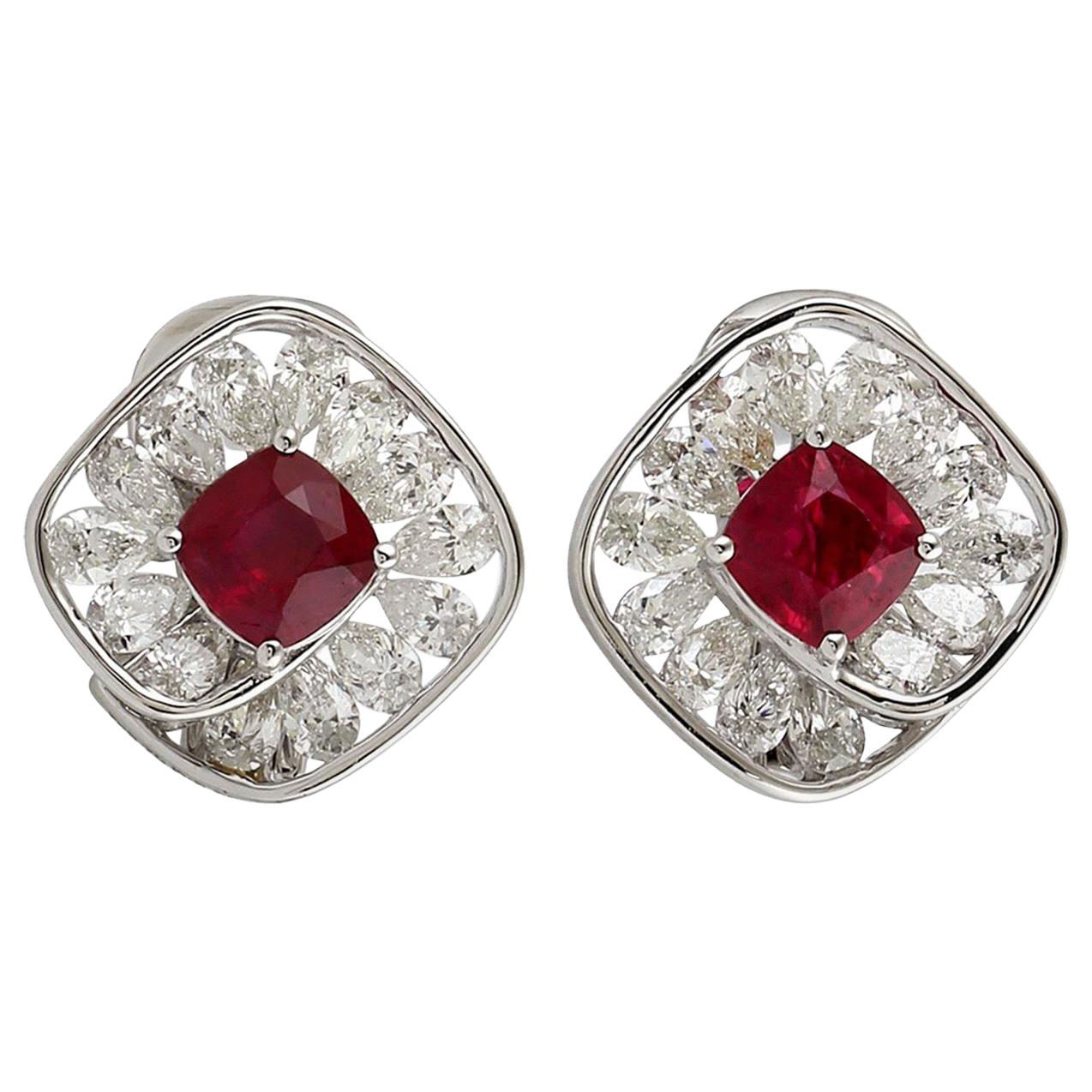 2.7 Carat Diamonds Ruby 18 Karat Gold Camilla Stud Earrings For Sale