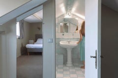 Hôtel des Cabines n°2 de Camille Brasselet - Photographie contemporaine, femme