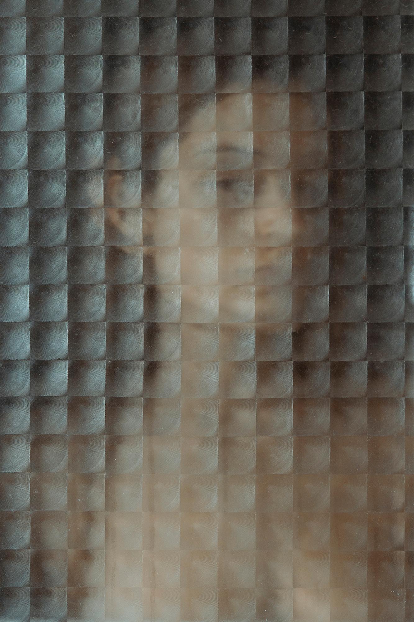 She Knows is a photograph by French contemporary artist Camille Brasselet. 

This photograph is sold unframed as a print only. It is available in 2 dimensions:
*75 × 50 cm (29.5 × 19.7 in), edition of 15 copies
*120 × 80 cm (47.2 × 31.5 in), edition