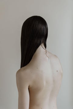 The Serpent par Camille Brasselet - Photographie d'art nu, corps de femme, cheveux noirs