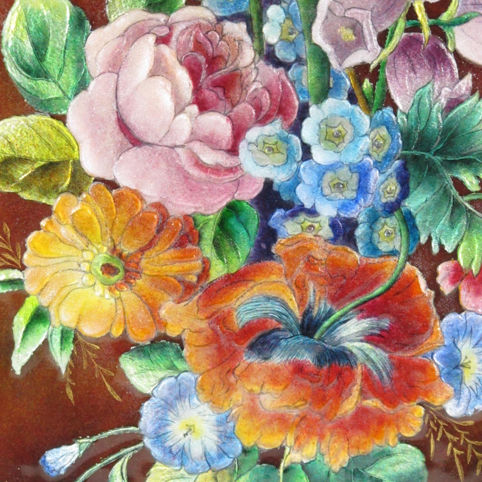 Gerahmte, florale Wandplakette aus Limoges-Emaille mit Blumenmotiv von Camille Faure (Französisch) im Angebot