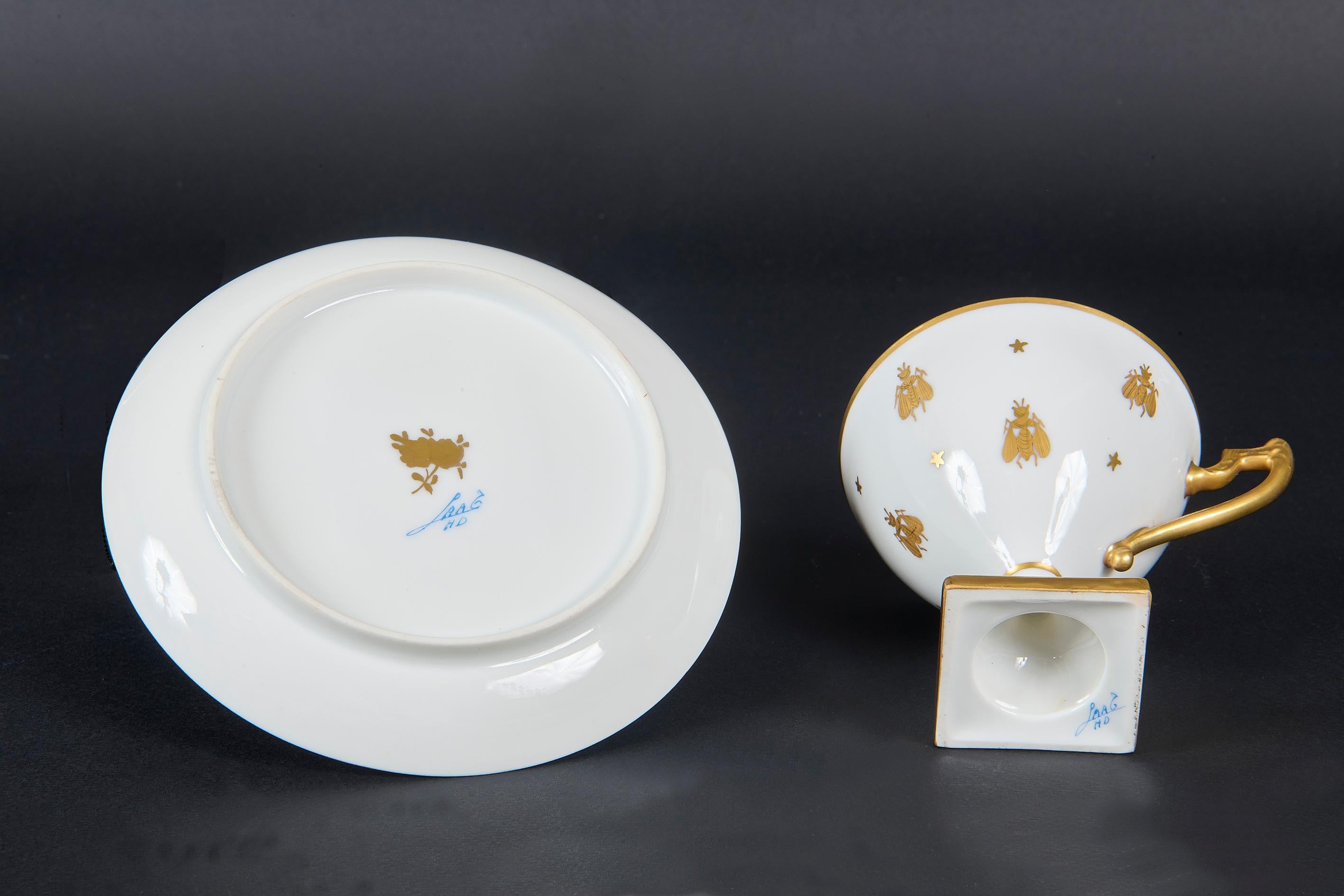 Camille Le Tallec Vergoldetes Porzellan Signiert Tassen Empire-Stil Set im Angebot 1